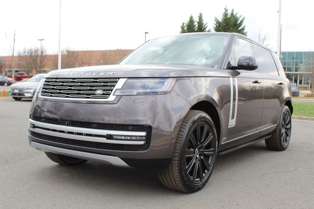2025 Land Rover Range Rover SUV 