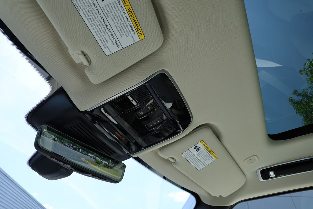 2025 Land Rover Range Rover SE - Photo 42