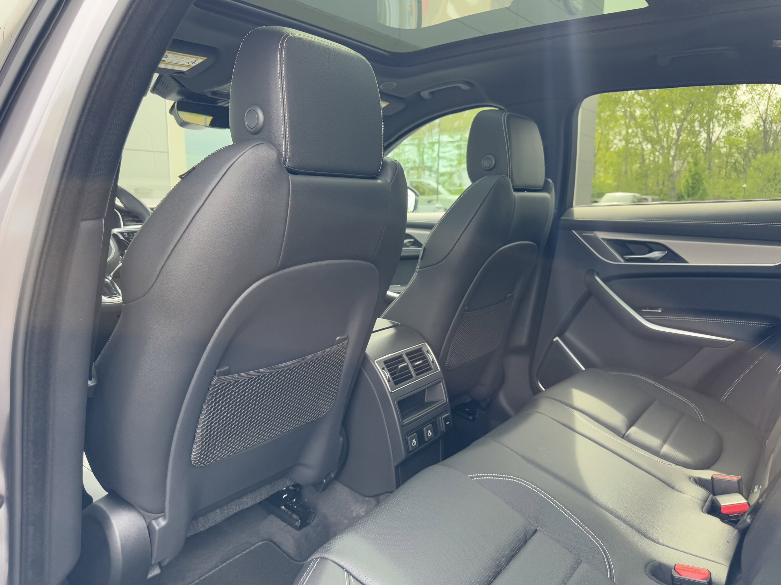2026 Jaguar F-Pace R-Dynamic S - Photo 26