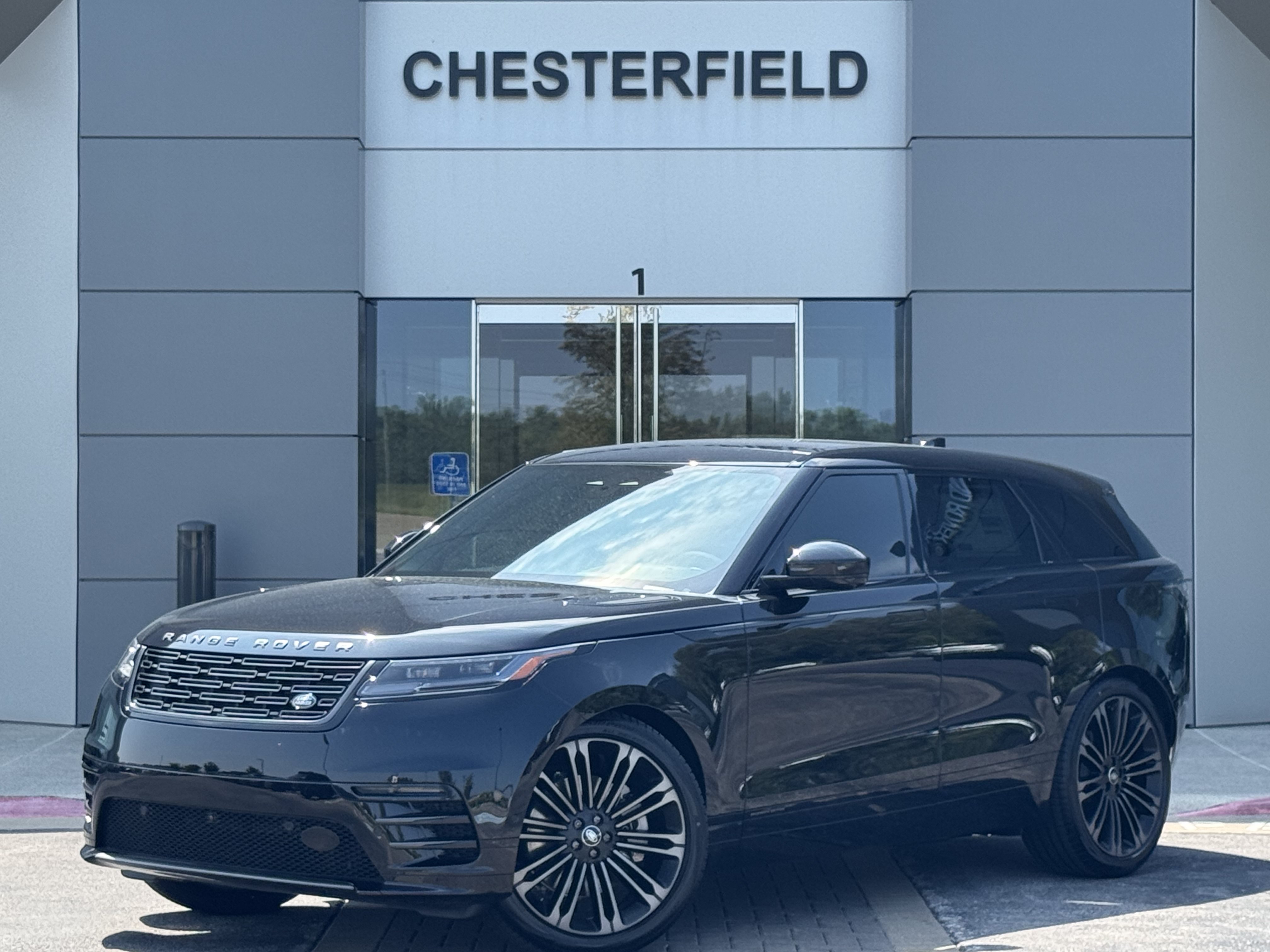 2026 Land Rover Range Rover Velar Range Rover Velar Belgravia Edition