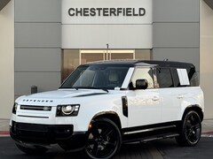 2026 Land Rover Defender 110 V8