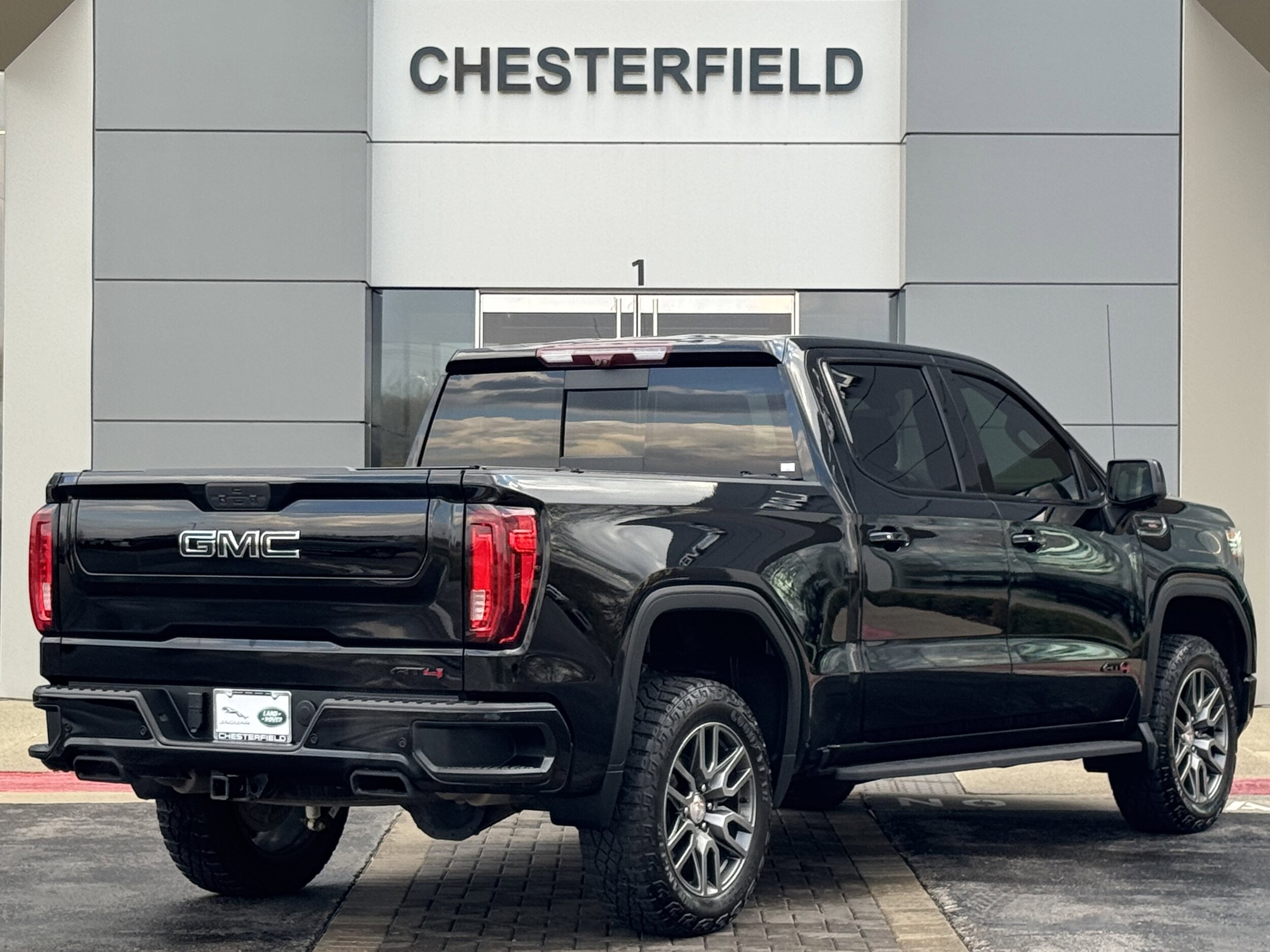 2021 Gmc Sierra 1500 AT4 photo 2