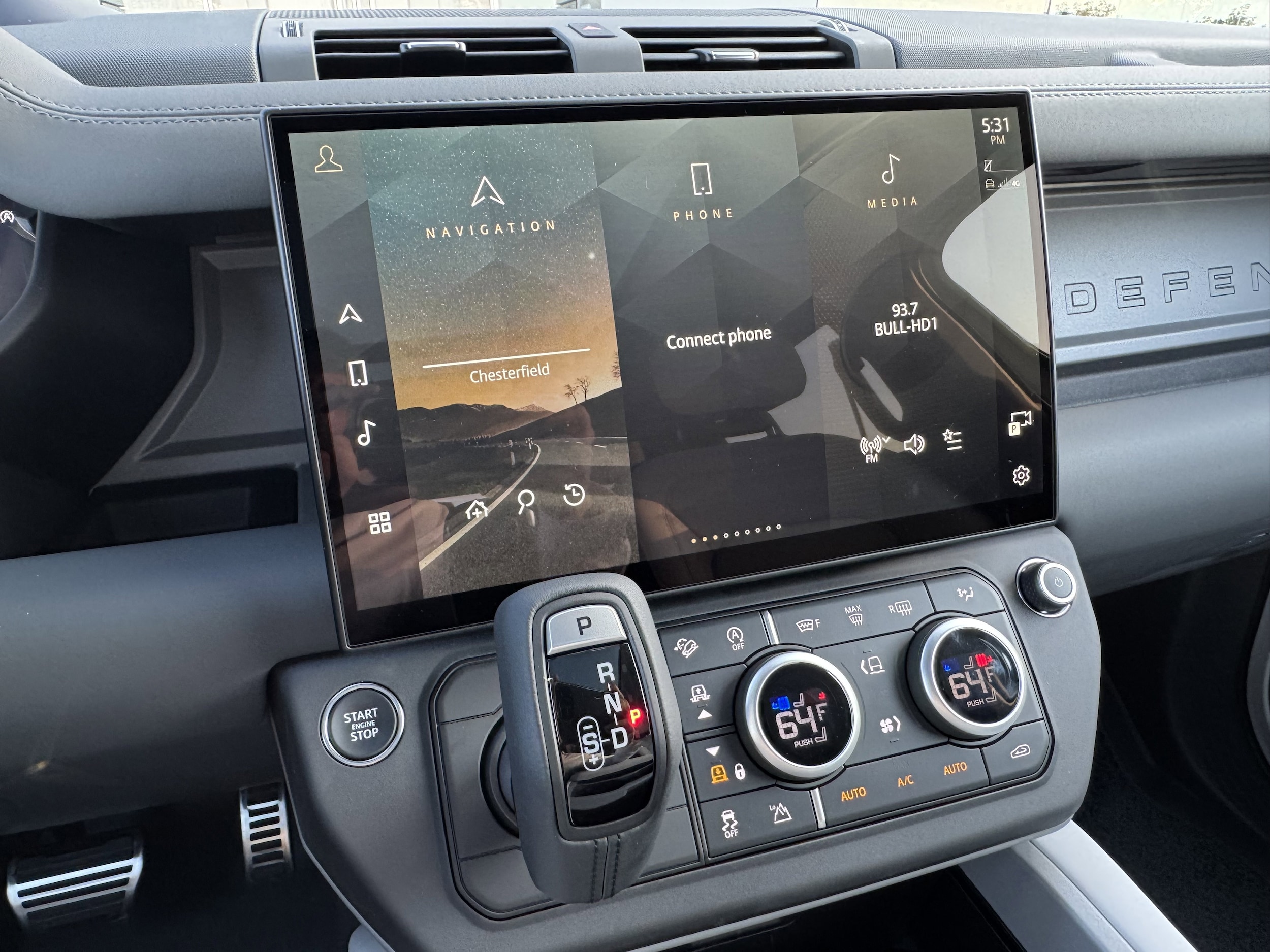 2026 Land Rover Defender V8 - Photo 20