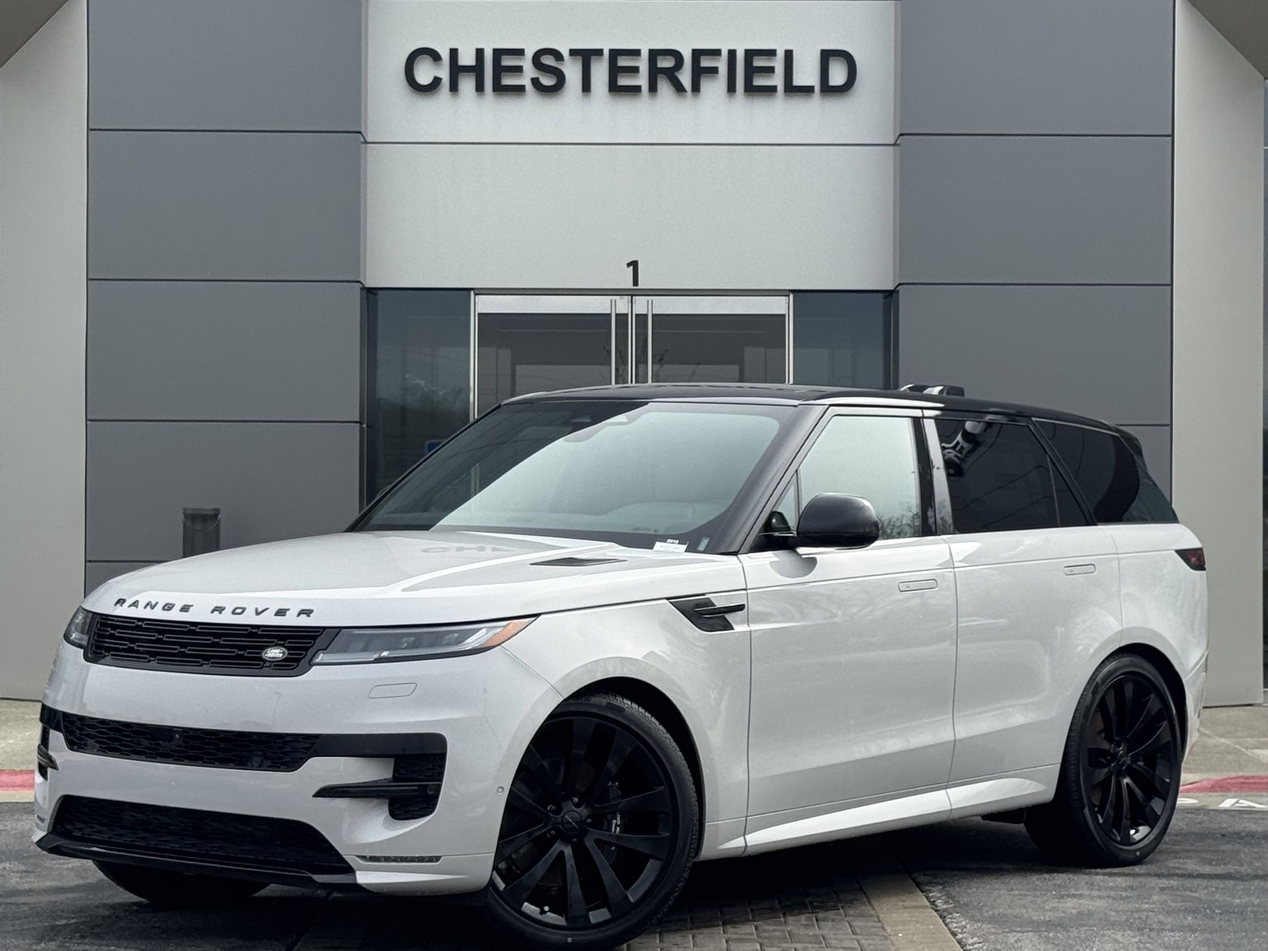 2026 Land Rover Range Rover Sport P400 MHEV Dynamic SE's photo