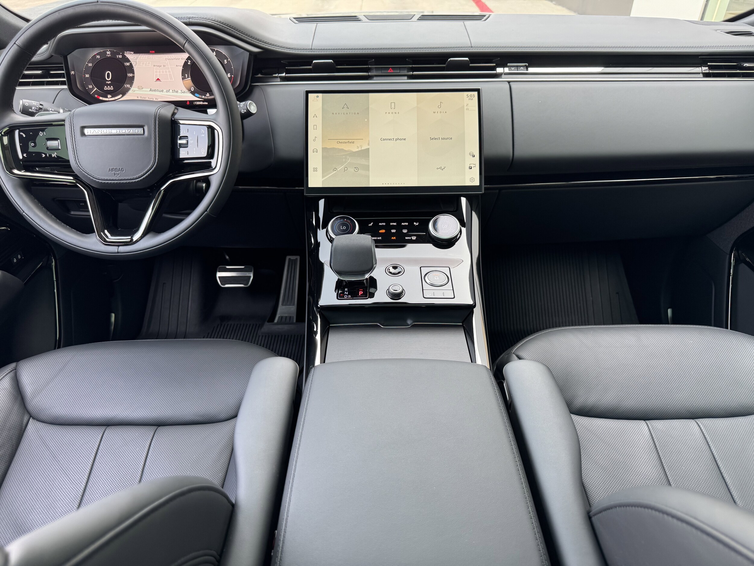 2023 Land Rover Range Rover Sport SE photo 4