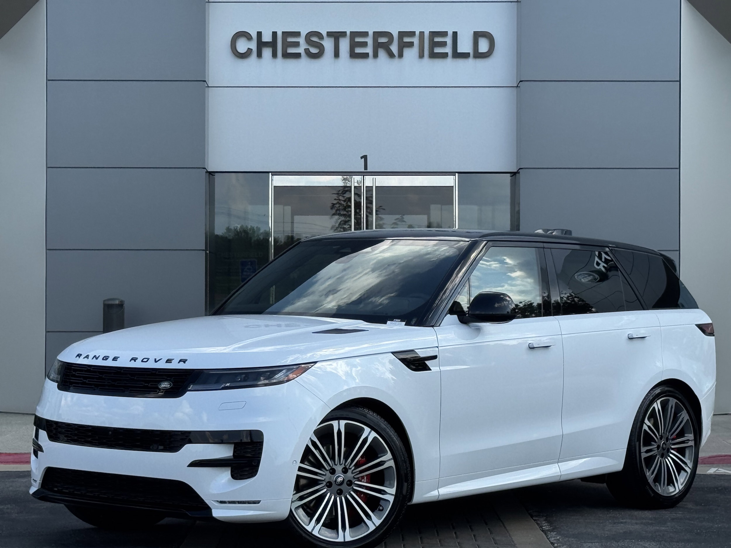 2025 Land Rover Range Rover Sport Dynamic SE's photo