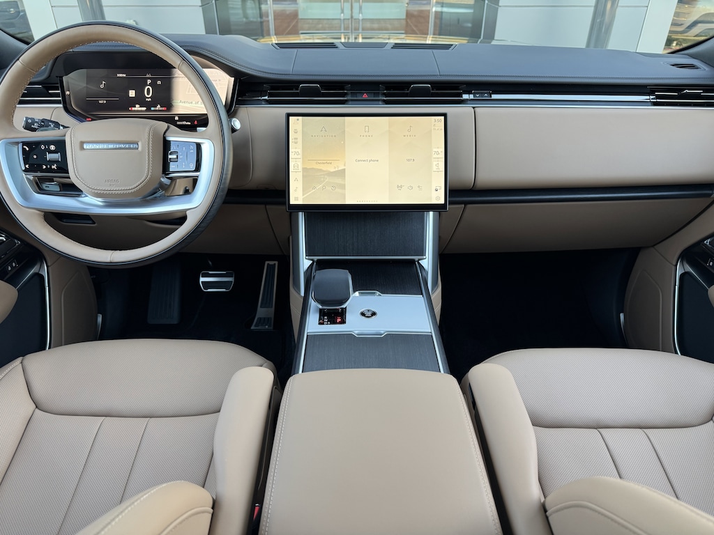 New 2026 Land Rover Range Rover SE SUV