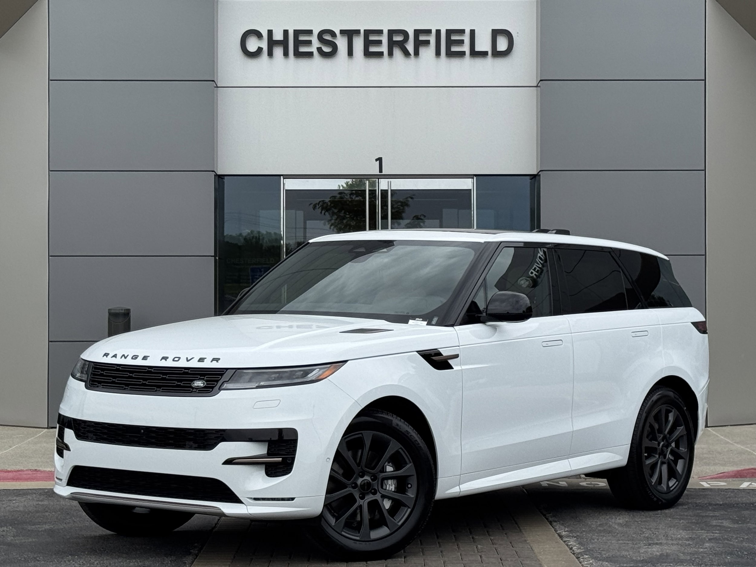 2026 Land Rover Range Rover Sport P400 MHEV Dynamic SE's photo