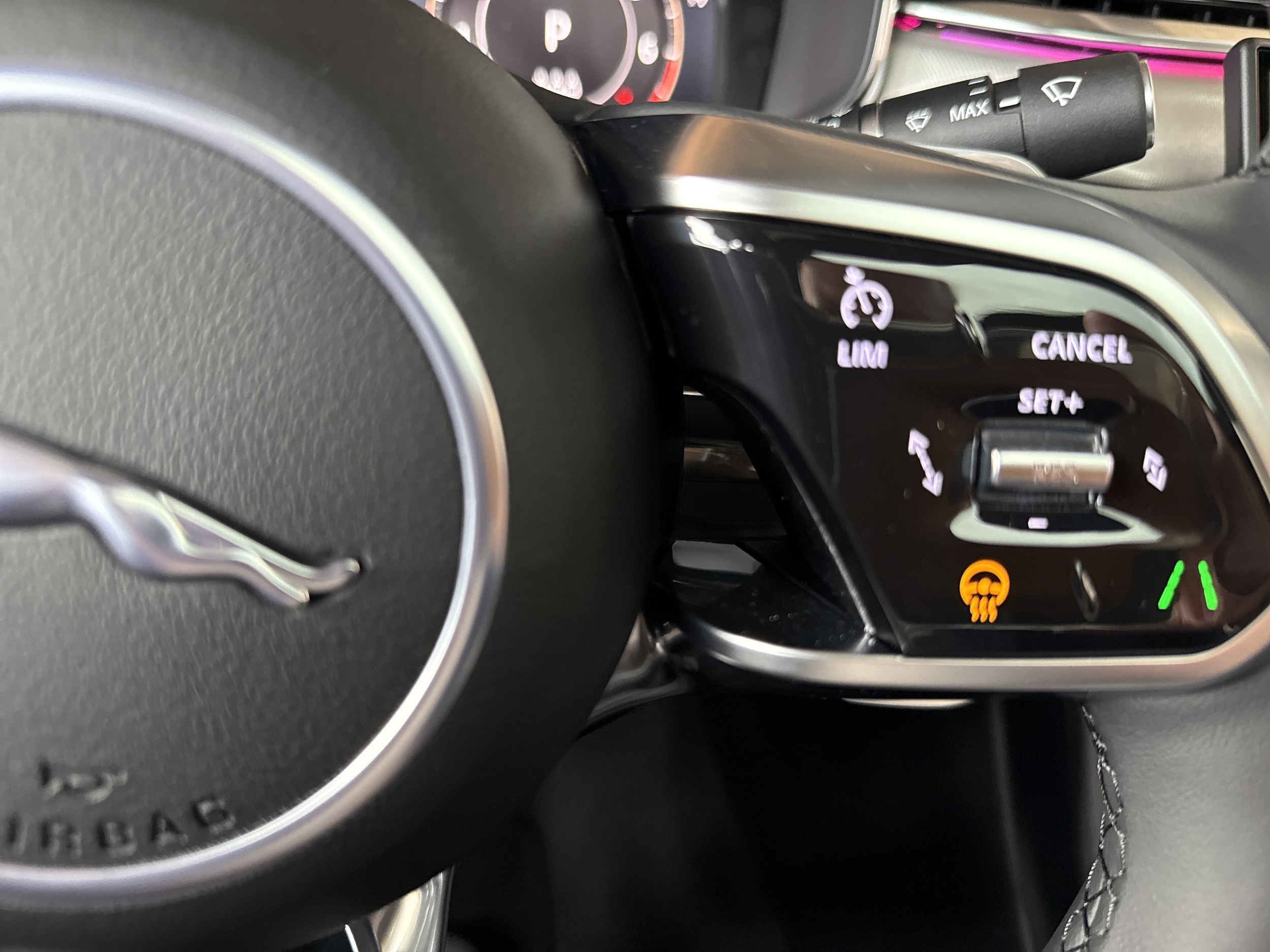 2024 Jaguar XF R-Dynamic SE - Photo 17