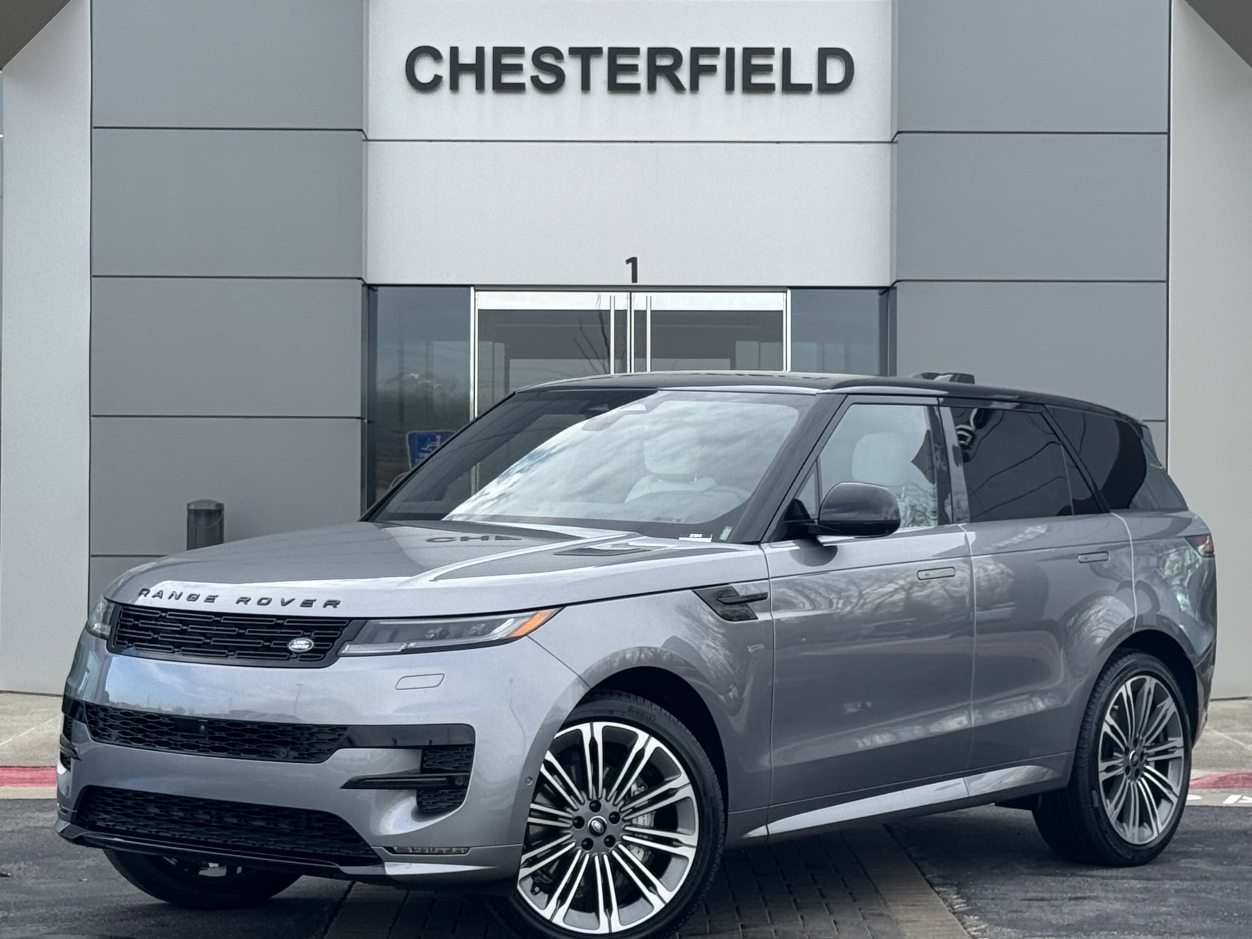 2025 Land Rover Range Rover Sport Dynamic SE's photo