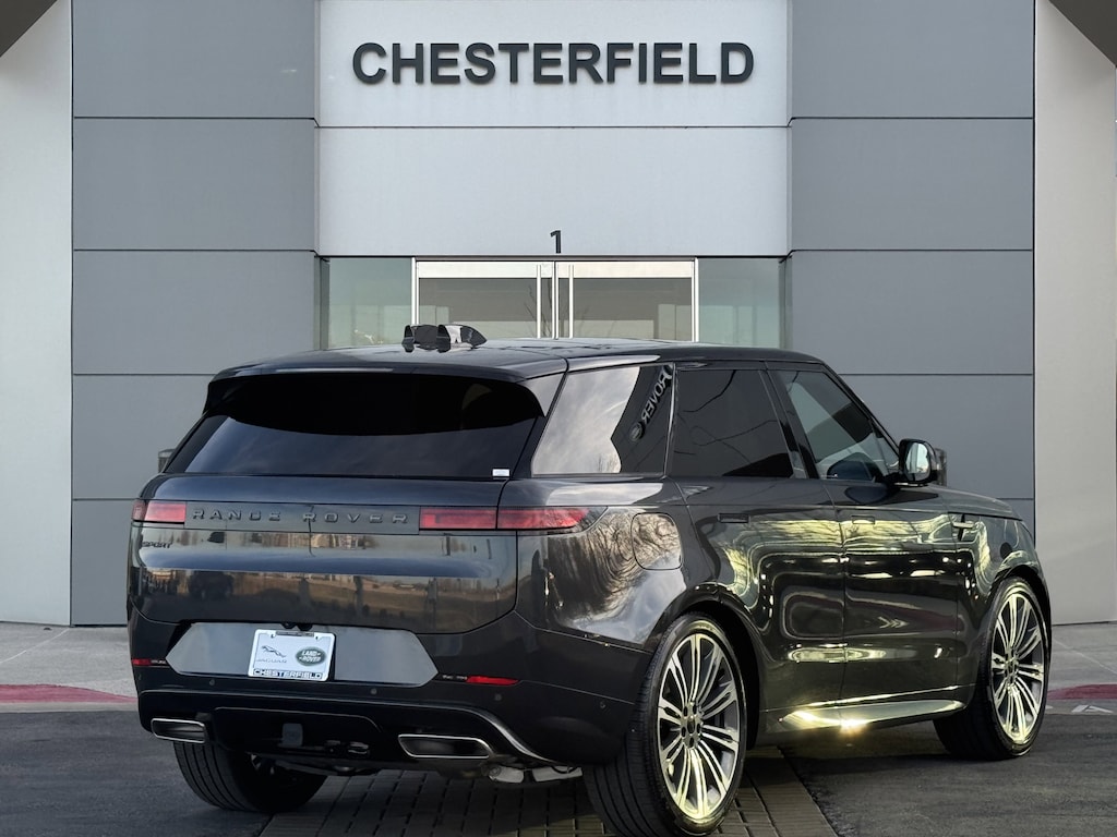 New 2026 Land Rover Range Rover Sport Dynamic SE SUV