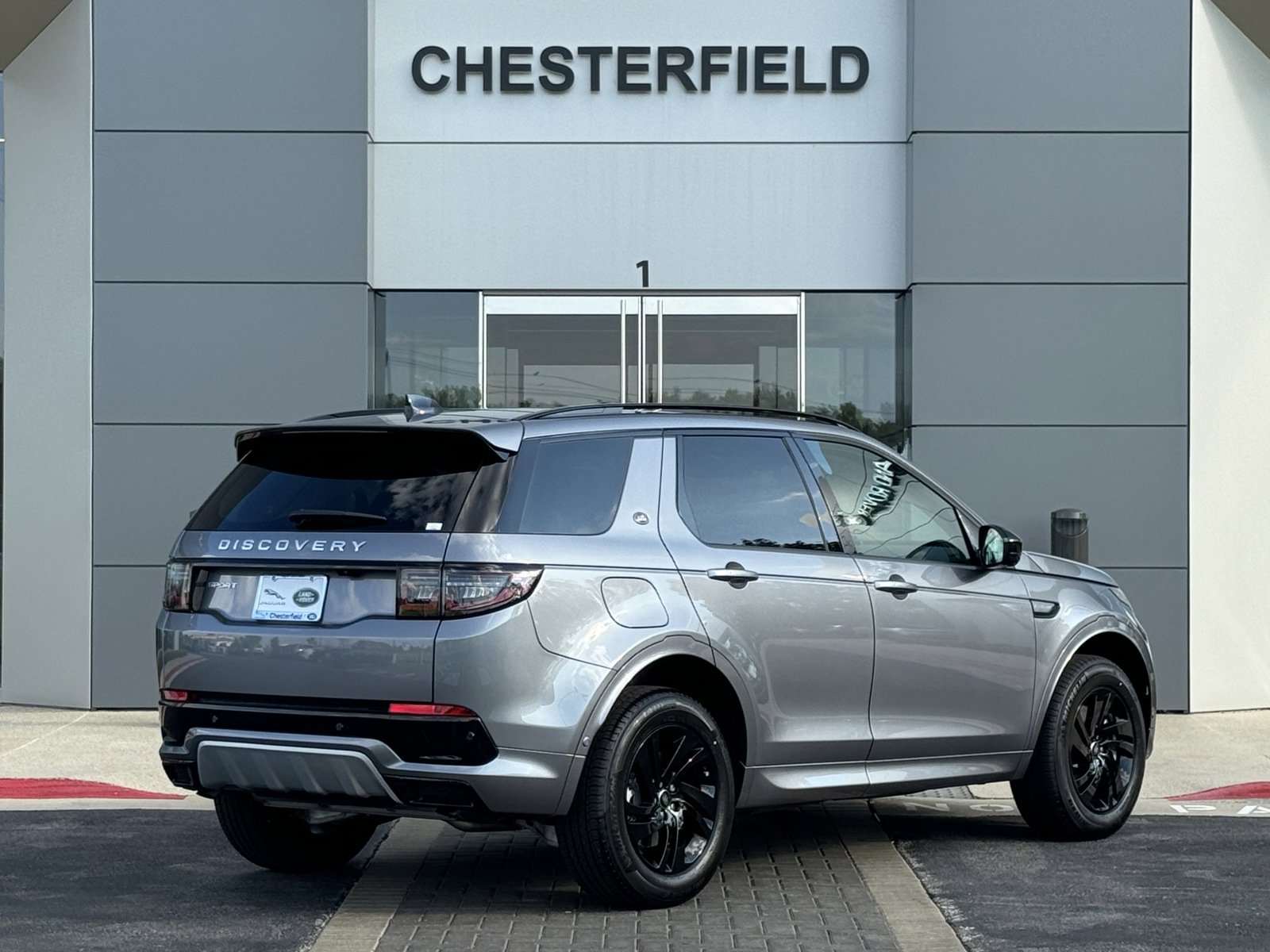 2024 Land Rover Discovery Sport S photo 2