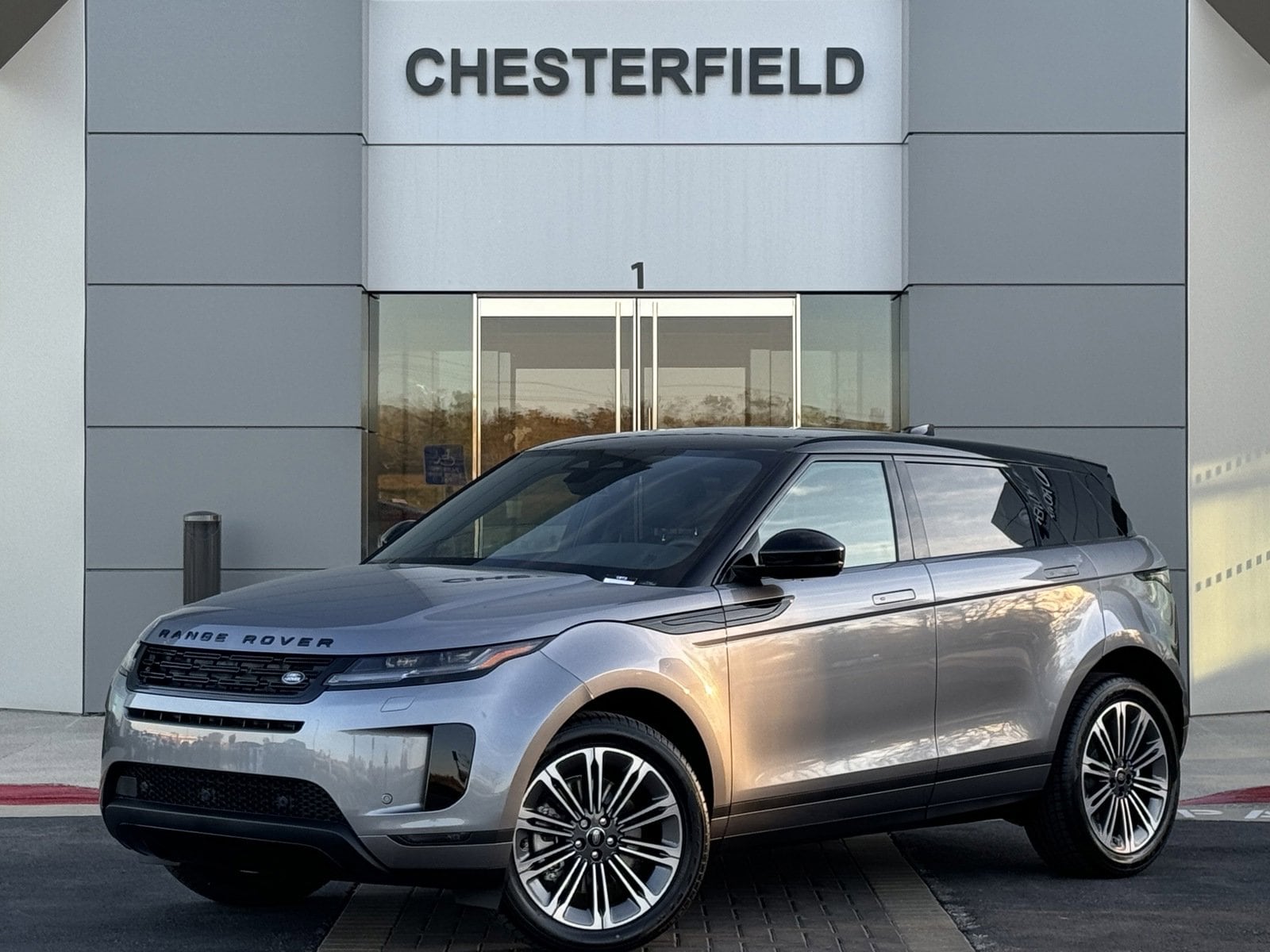 2025 Land Rover Range Rover Evoque