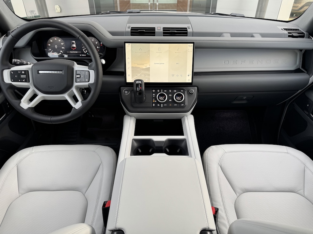 New 2026 Land Rover Defender 110 X-Dynamic SE SUV