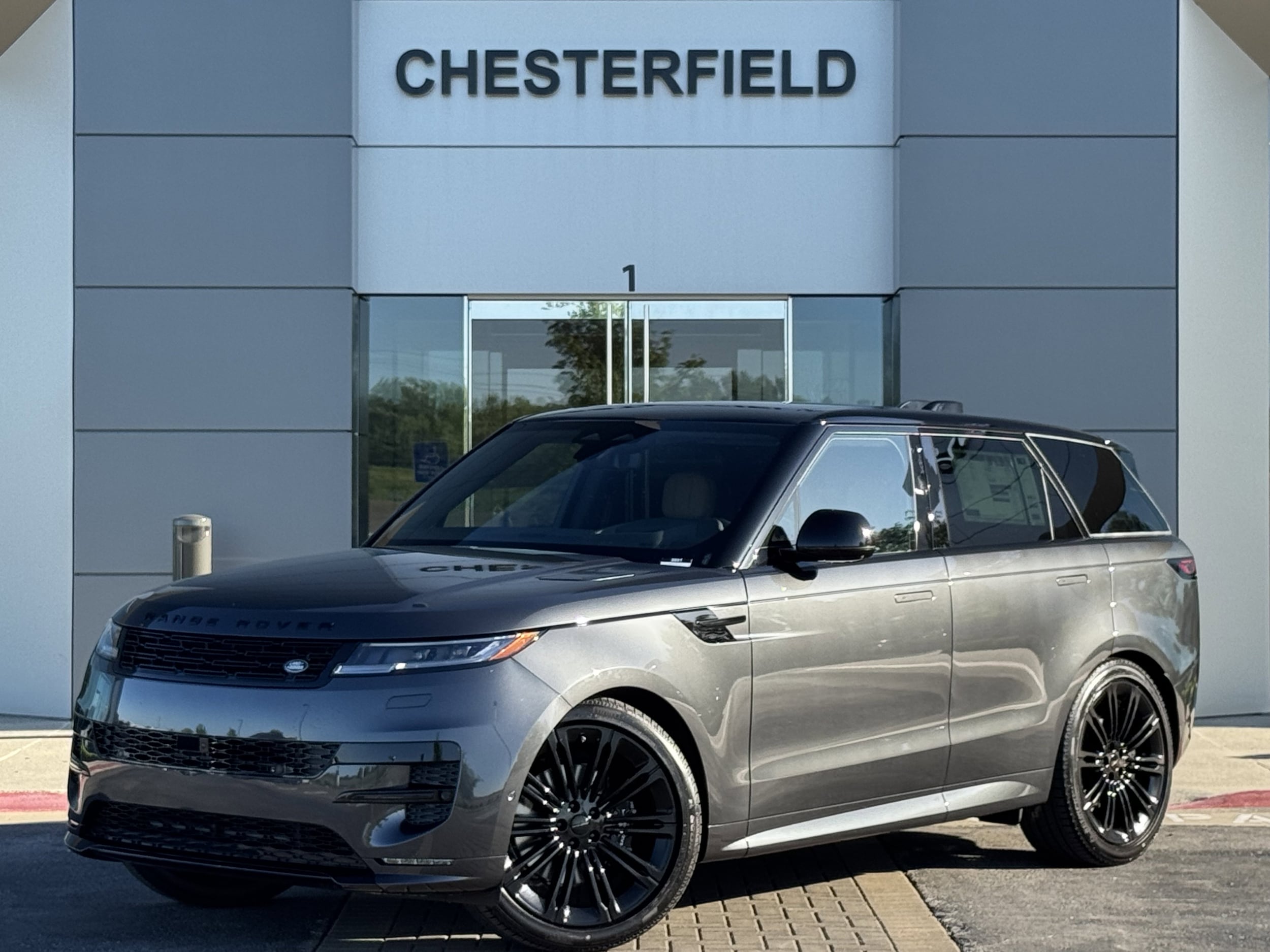 2026 Land Rover Range Rover Sport P400 MHEV Dynamic SE's photo