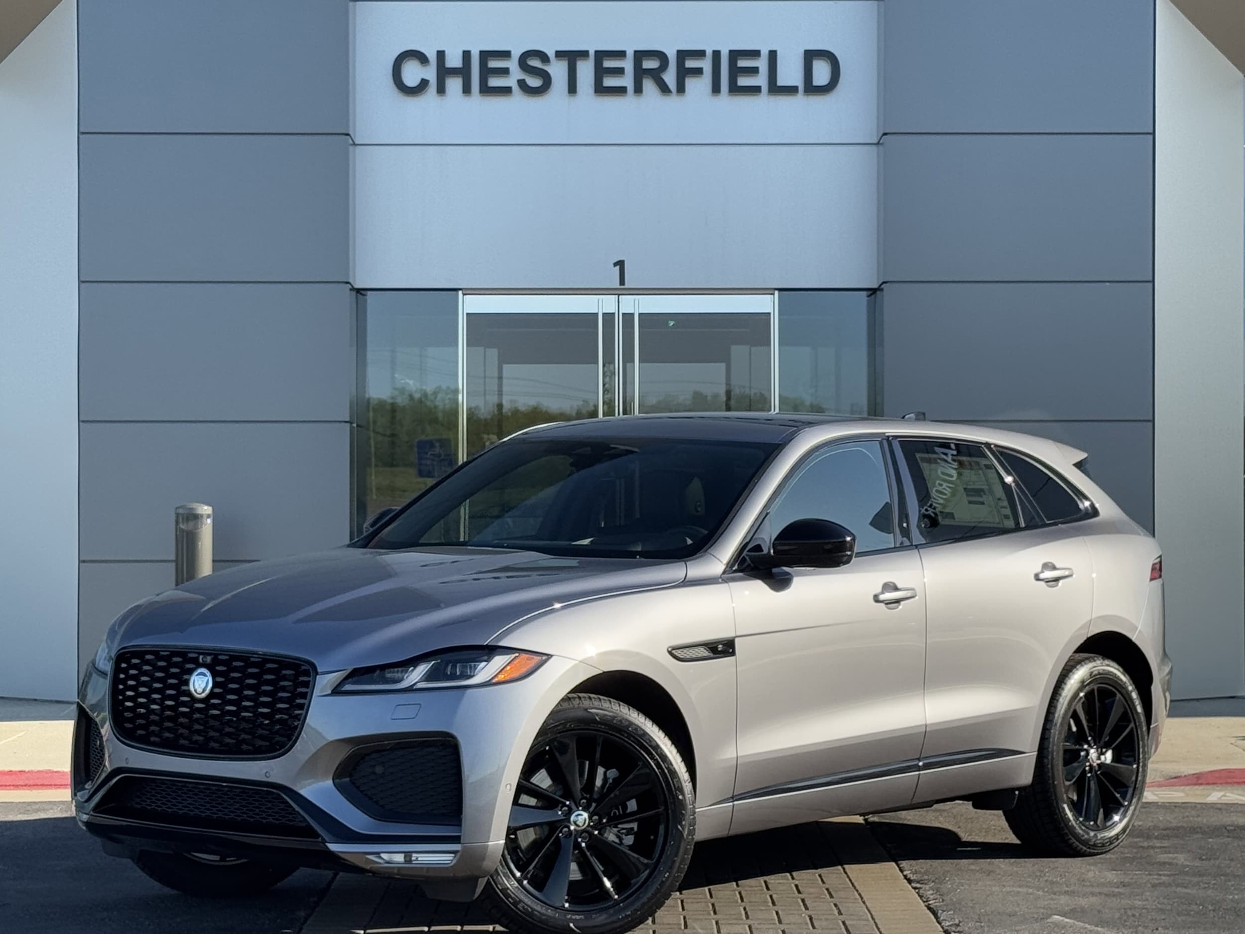 2026 Jaguar F-PACE P250 R-Dynamic S's photo