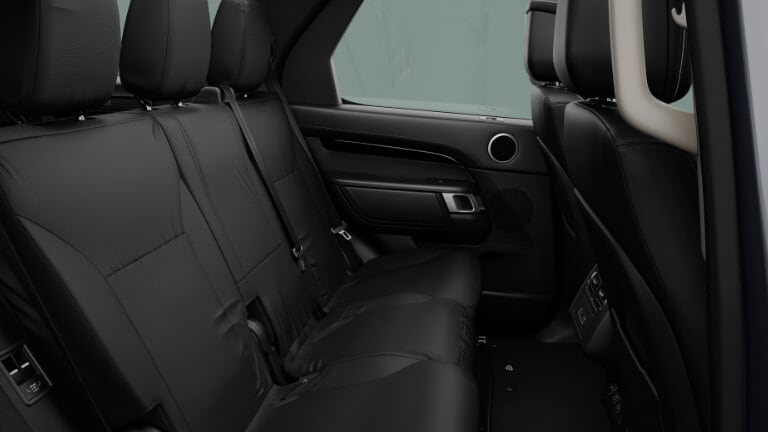 2025 Land Rover Discovery interior back seats