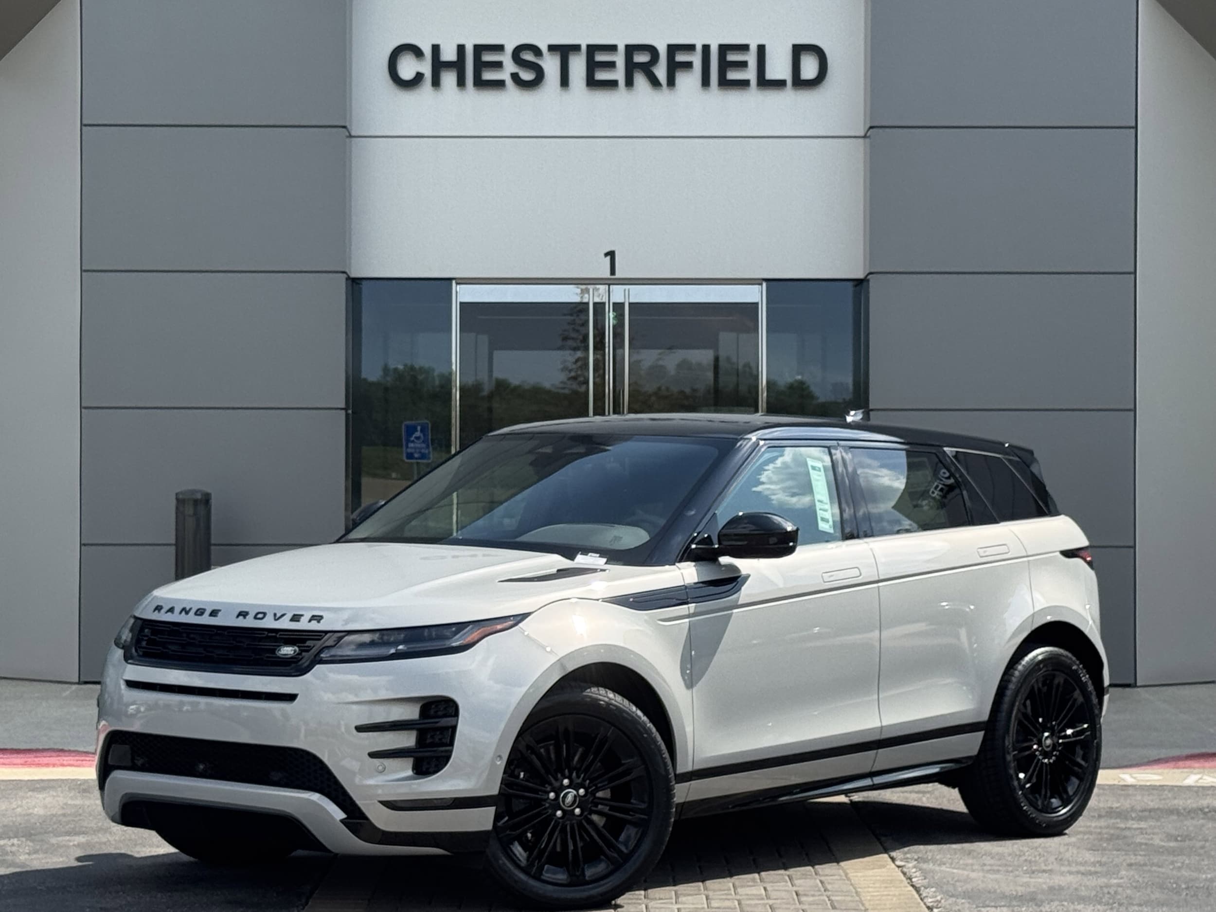 2026 Land Rover Range Rover Evoque