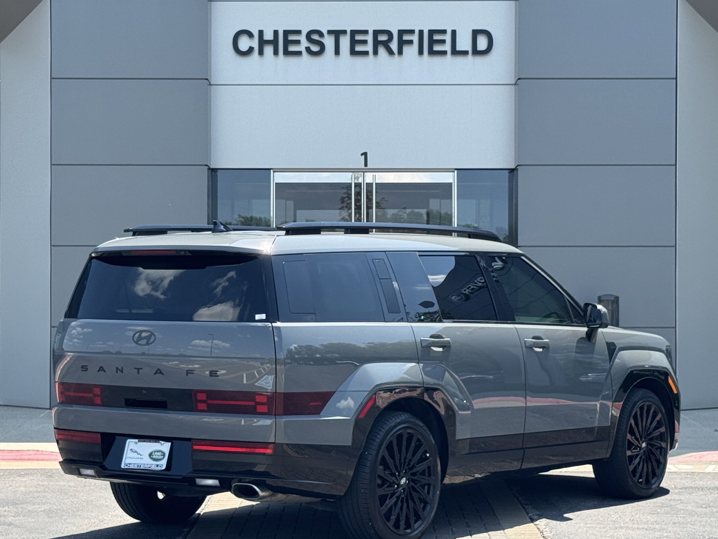 2024 Hyundai Santa Fe Calligraphy photo 2