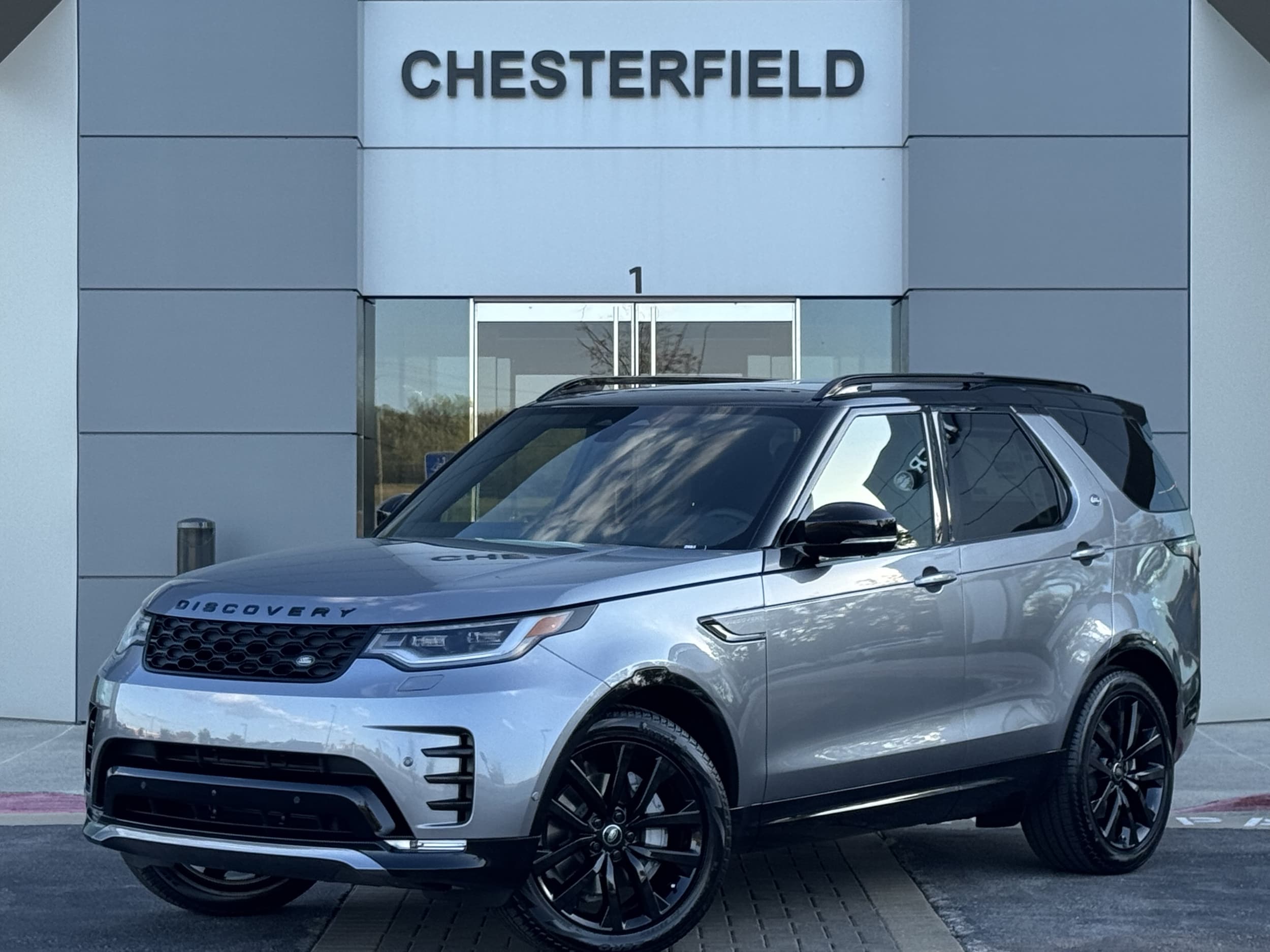 2026 Land Rover Discovery