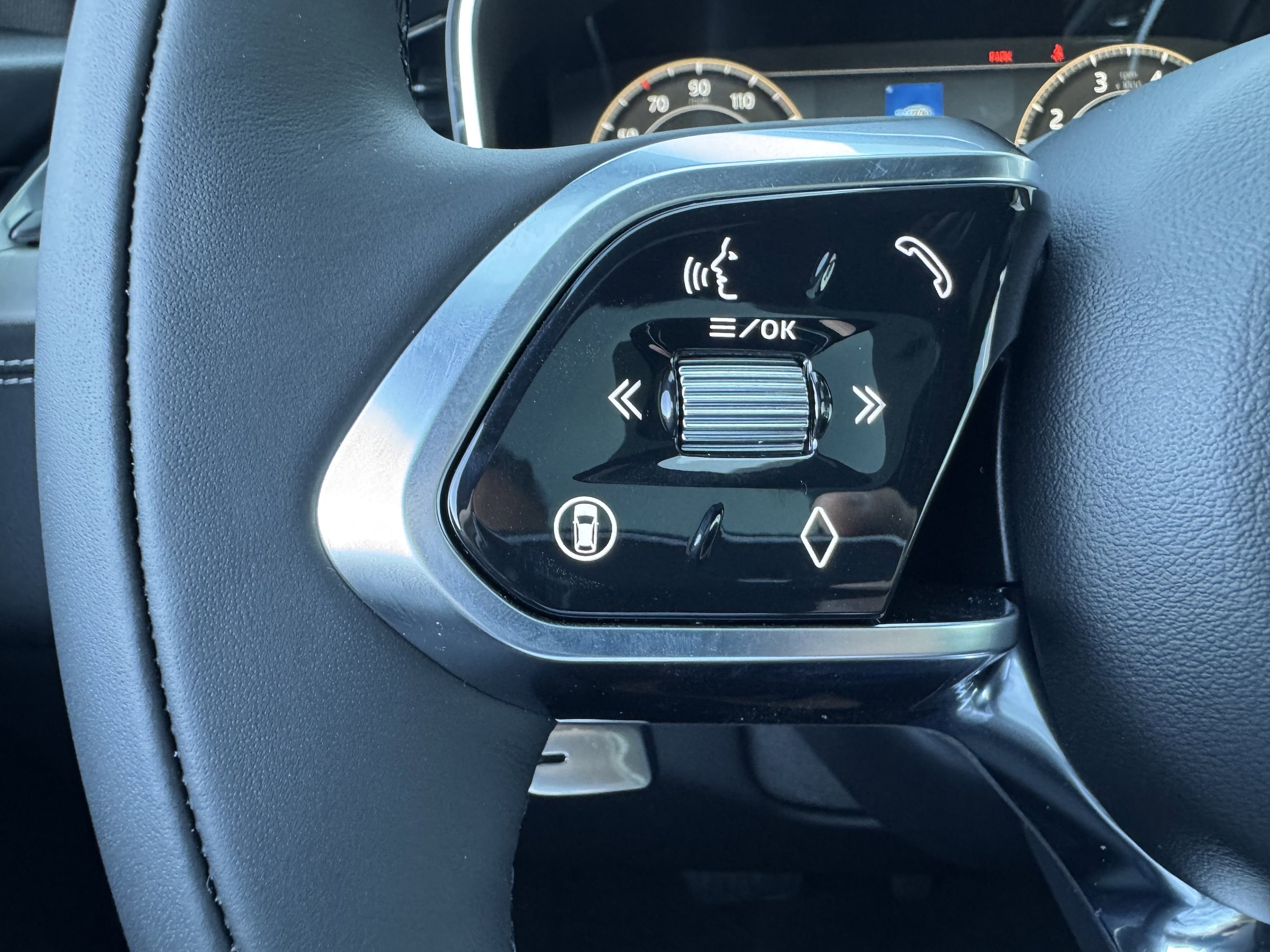 2026 Jaguar F-Pace R-Dynamic S - Photo 16