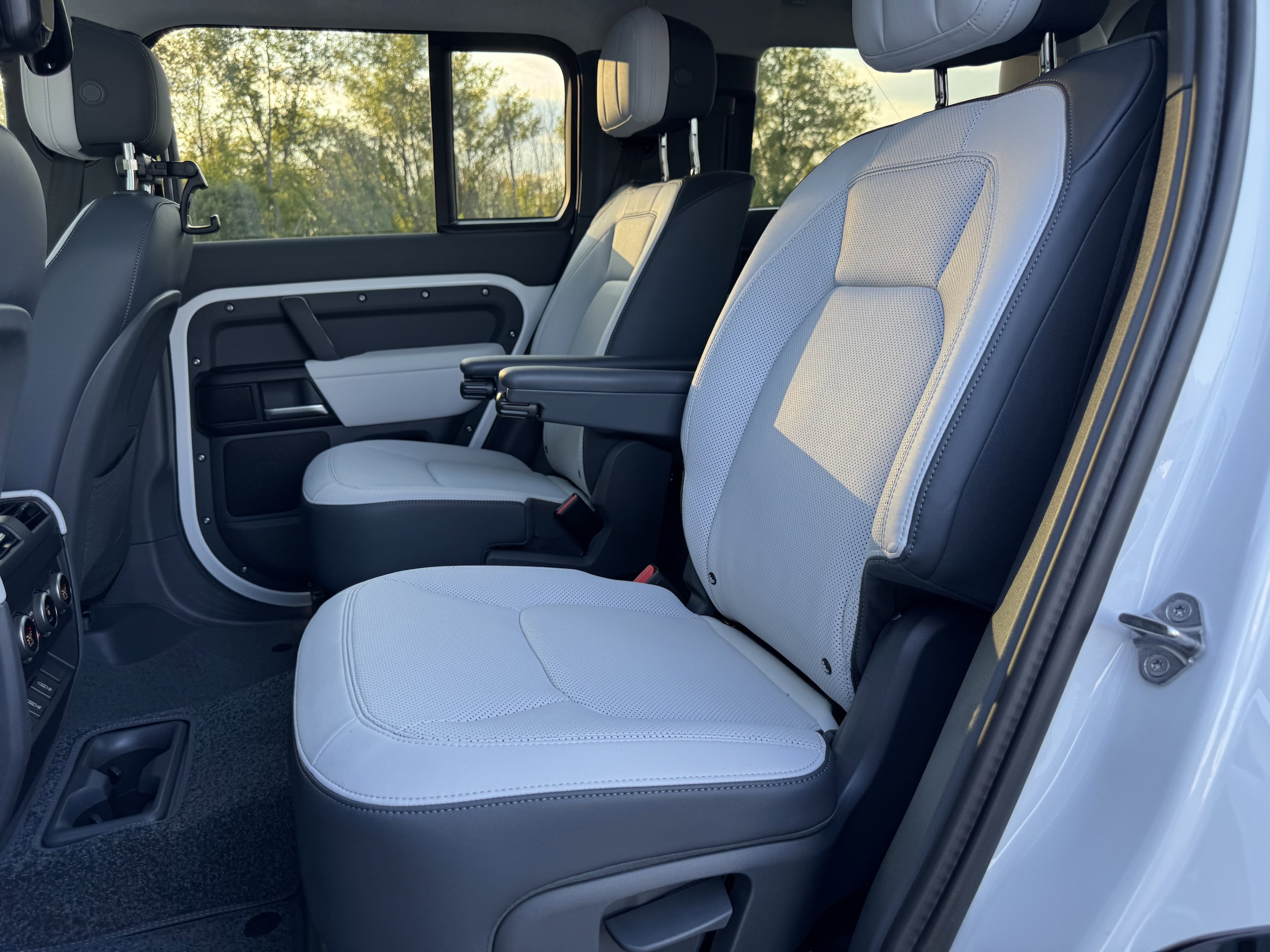 2026 Land Rover Defender V8 - Photo 28