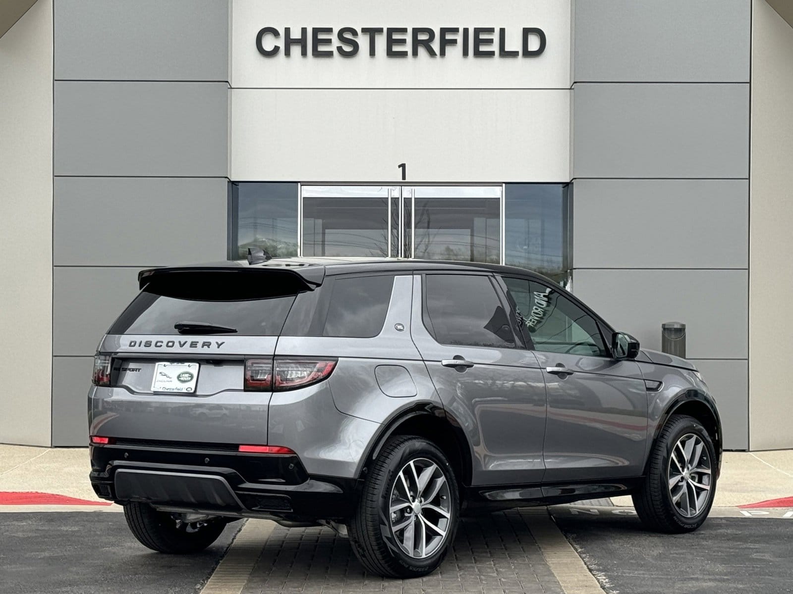 Certified 2024 Land Rover Discovery Sport Dynamic SE with VIN SALCL2FX8RH347927 for sale in Chesterfield, MO