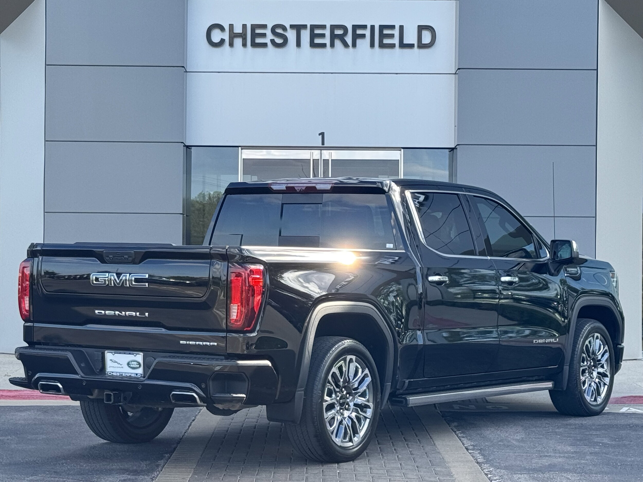 2023 Gmc Sierra 1500 Denali Ultimate photo 2