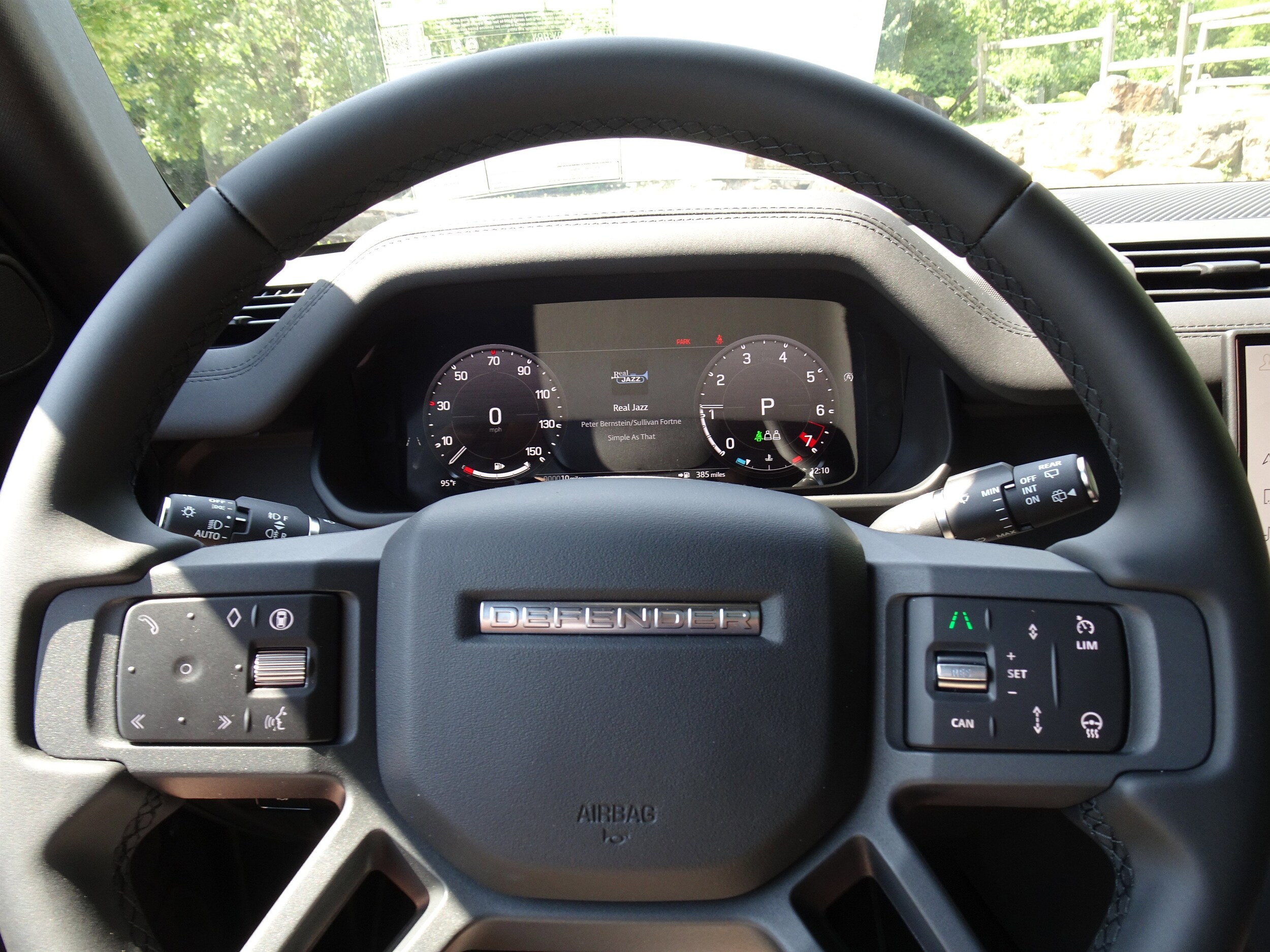 2025 Land Rover Defender S - Photo 27