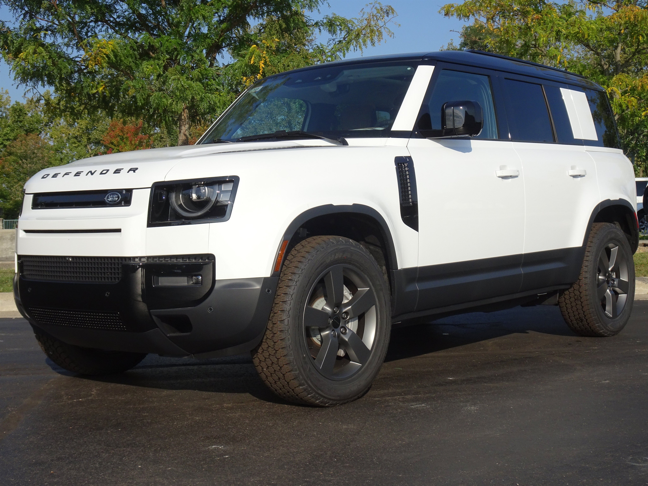 2026 Land Rover Defender