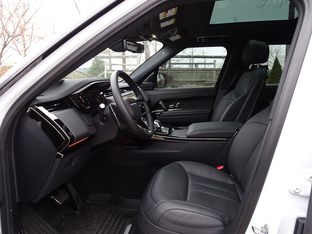 Certified 2025 Land Rover Range Rover Sport P400 Dynamic SE SUV