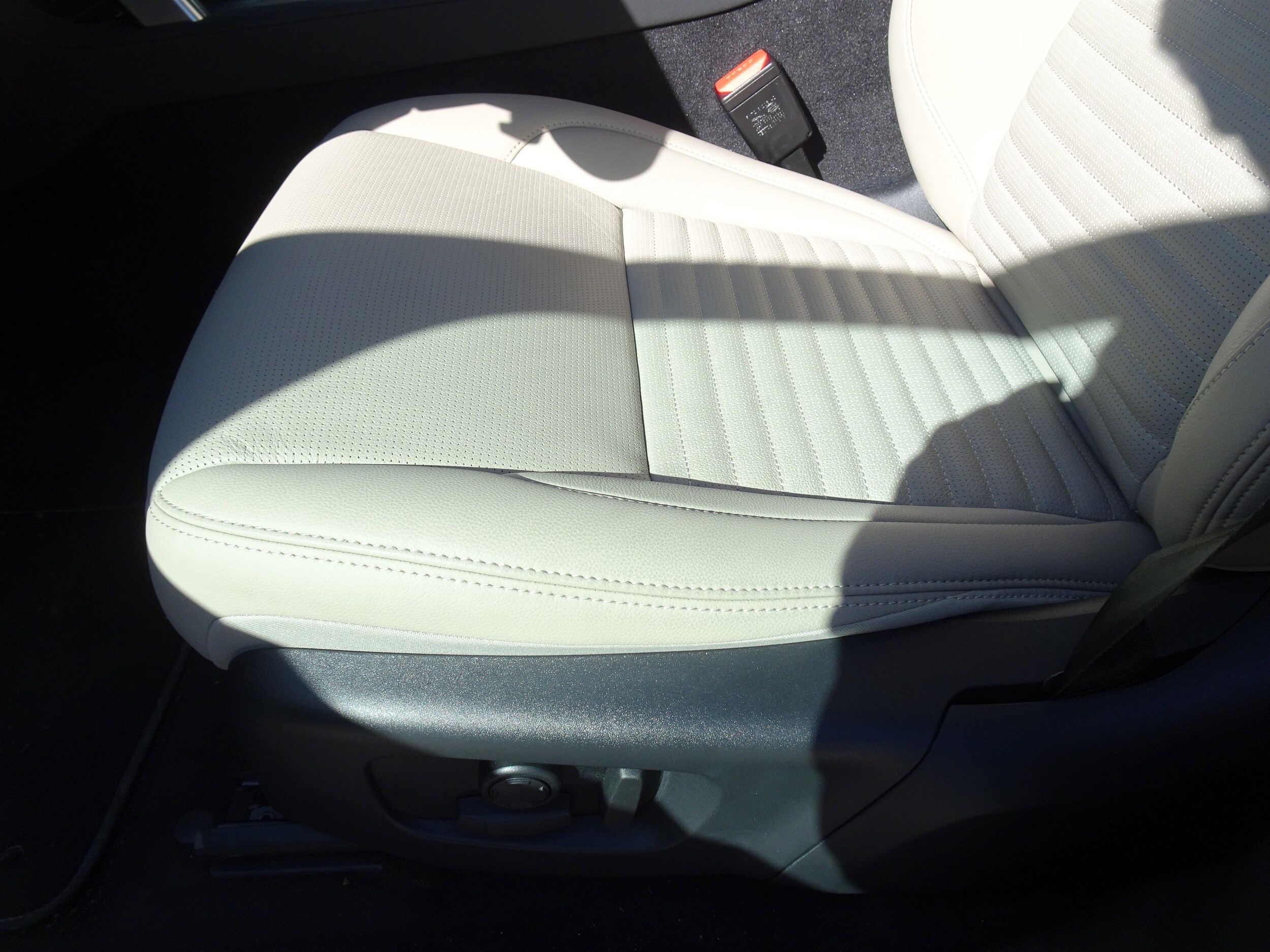 2025 Land Rover Discovery Sport S - Photo 12
