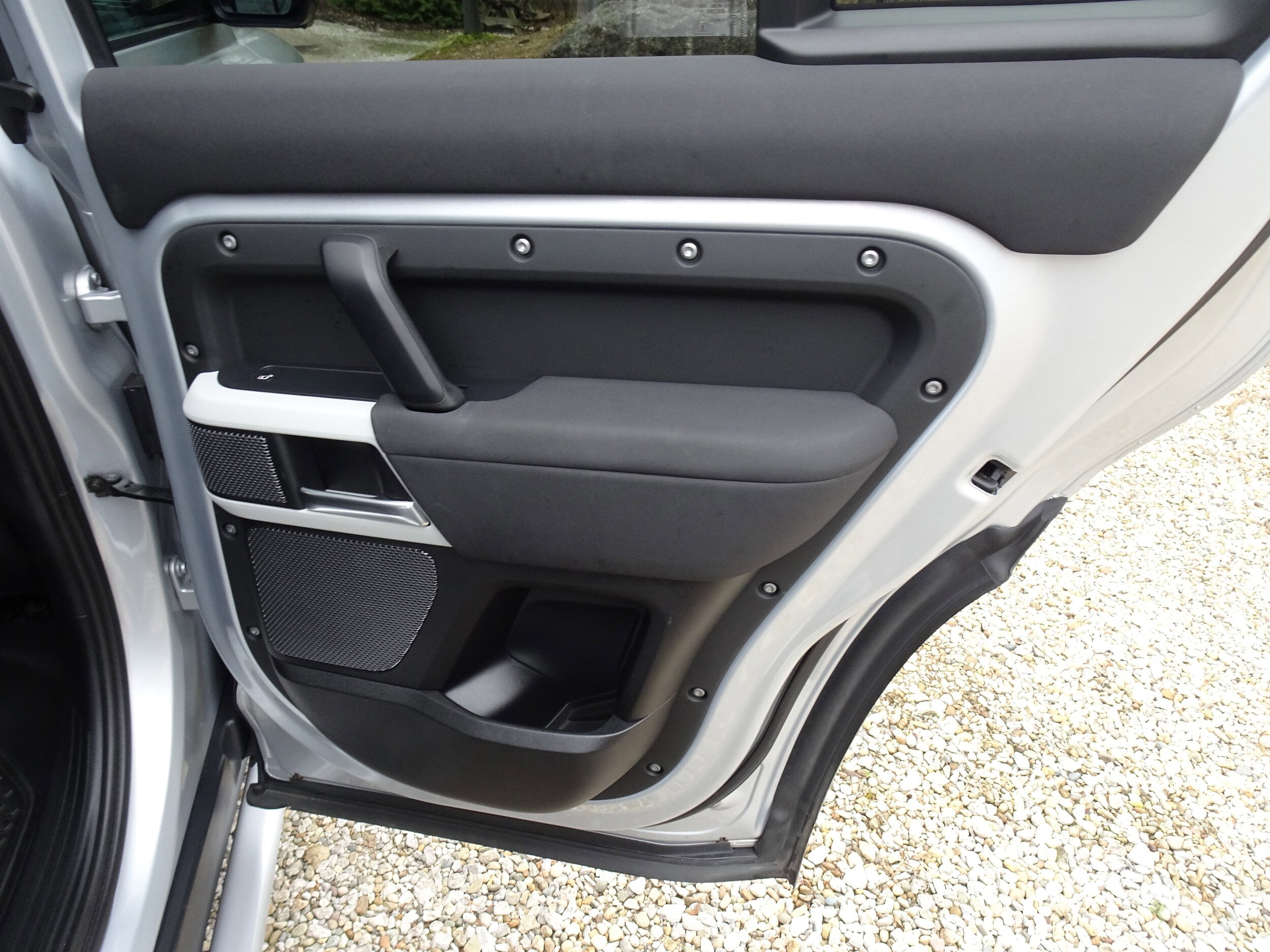 2020 Land Rover Defender SE - Photo 25