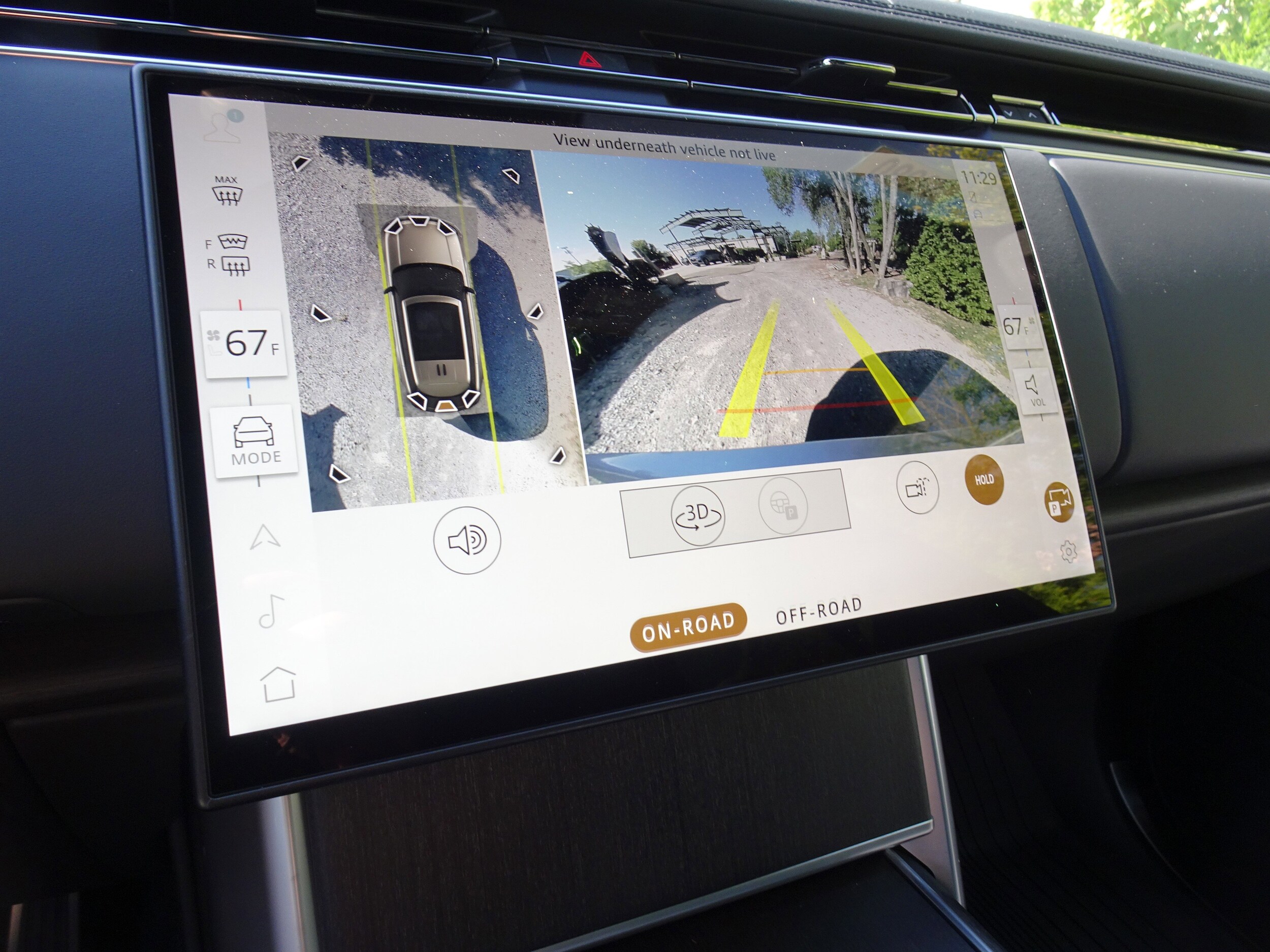 2025 Land Rover Range Rover SE photo 2