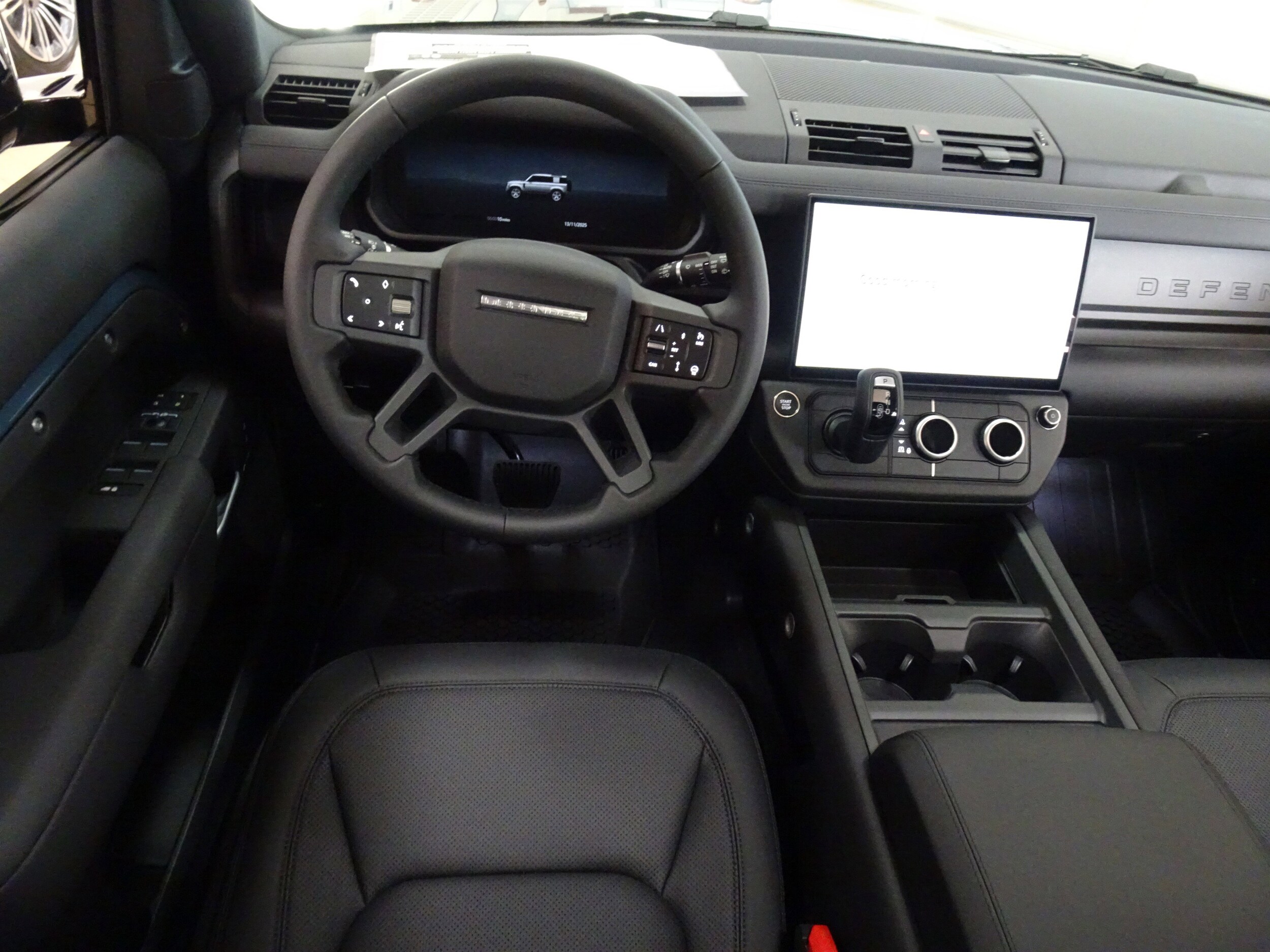 2026 Land Rover Defender S - Photo 19