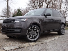 2025 Land Rover Range Rover SE P400 SE SWB