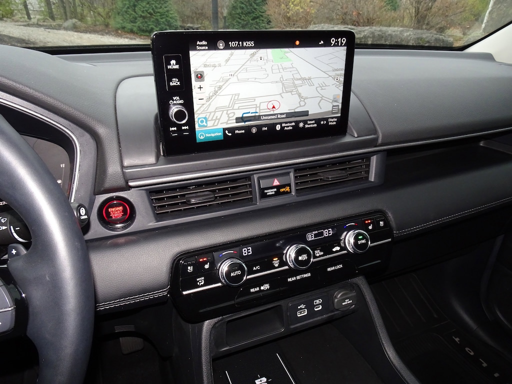 Used 2025 Honda Pilot Elite SUV