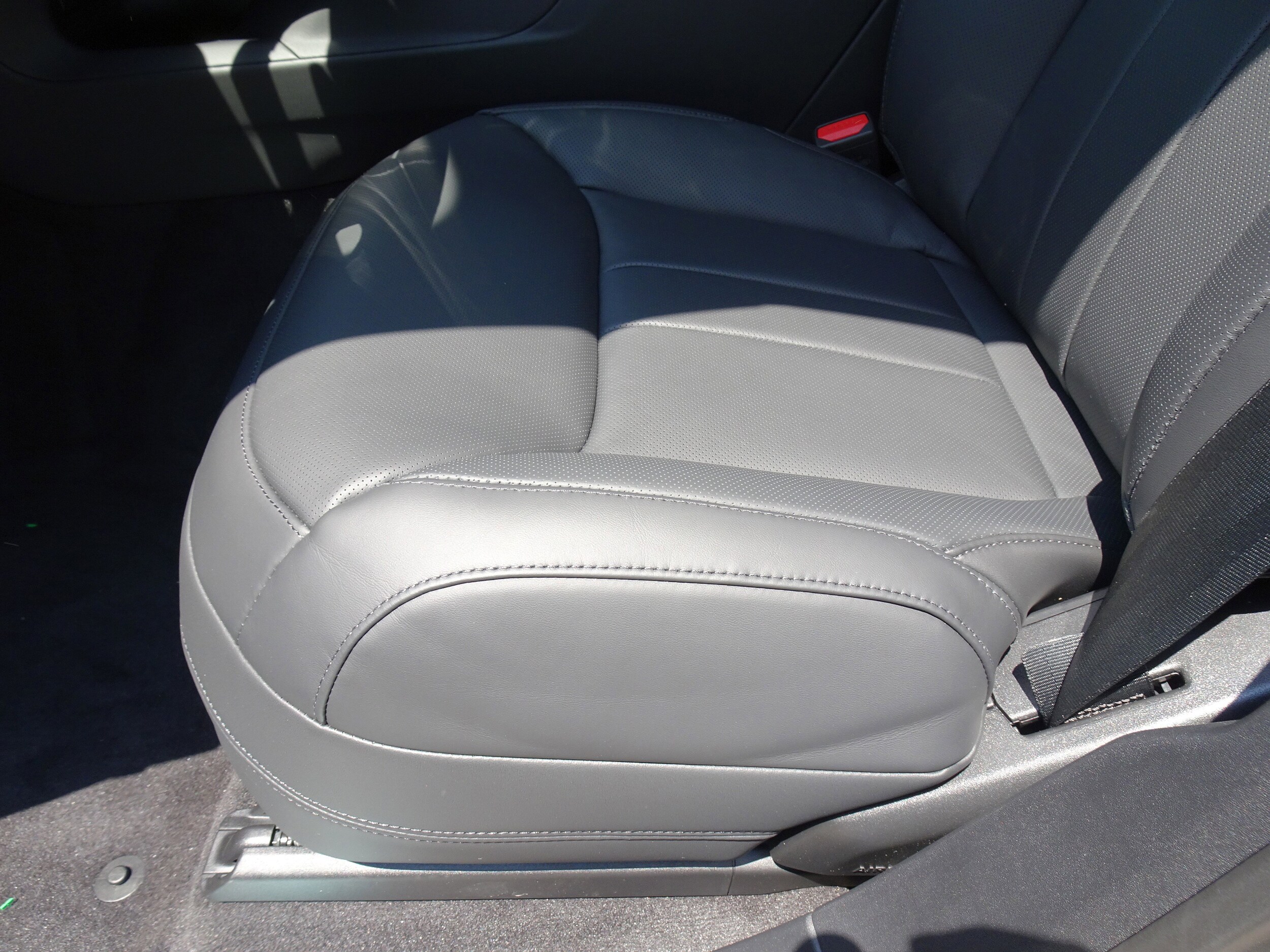 2025 Land Rover Range Rover Sport SE - Photo 15