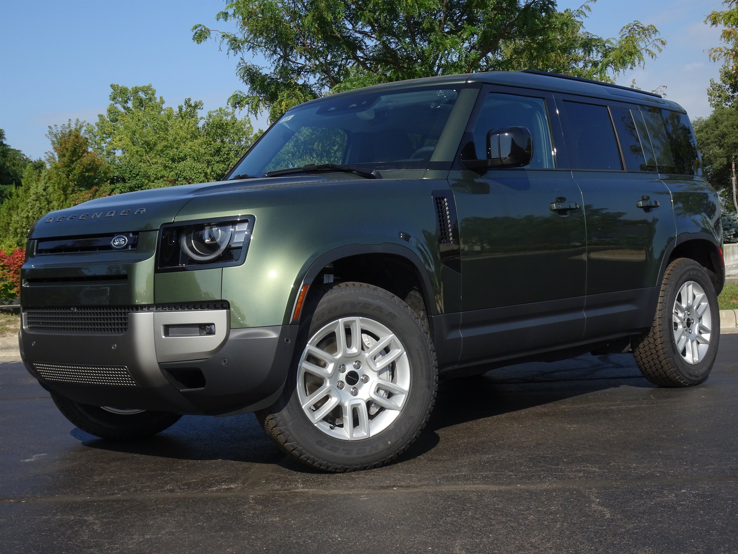 2026 Land Rover Defender