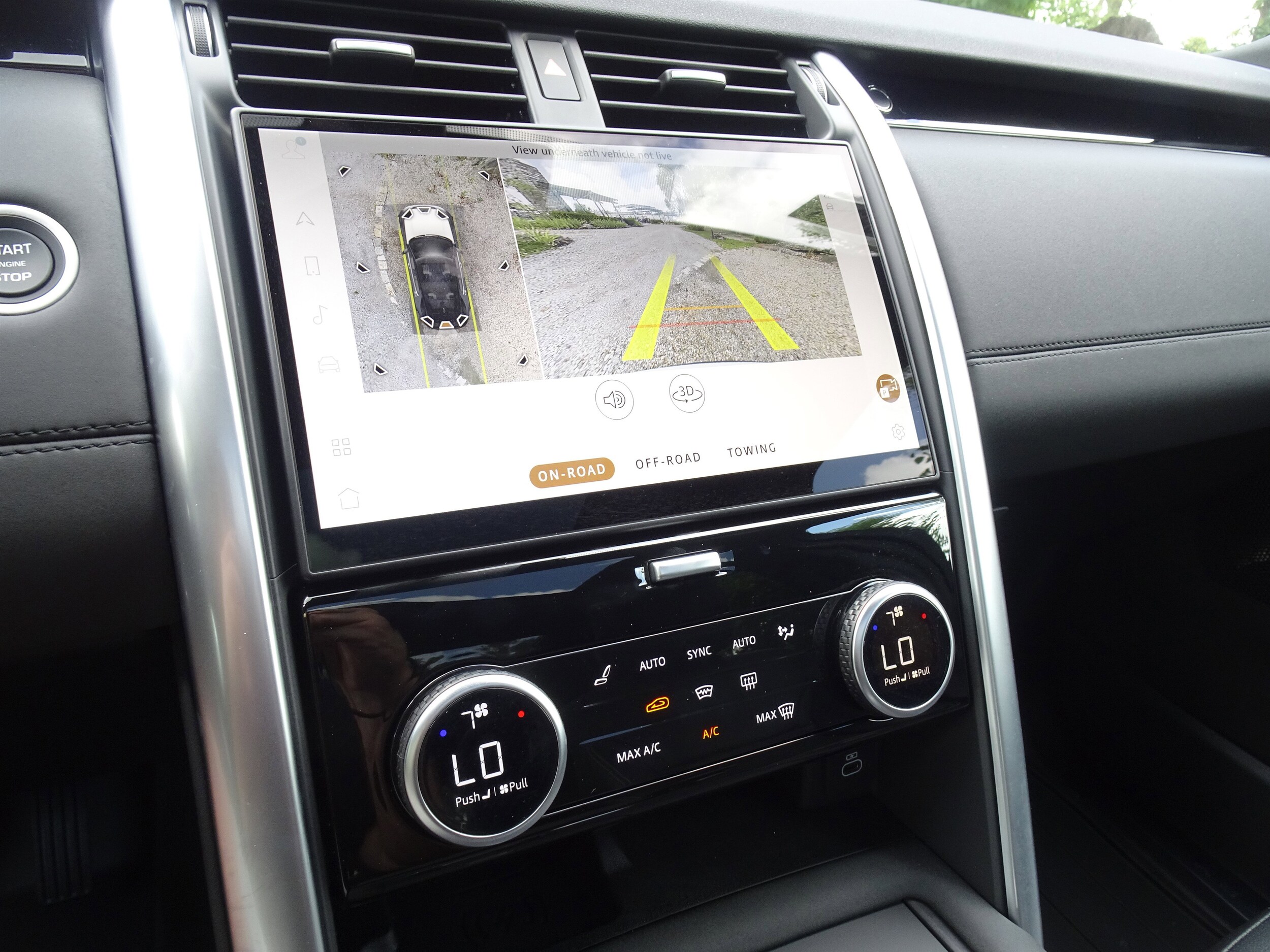 2025 Land Rover Discovery S photo 3