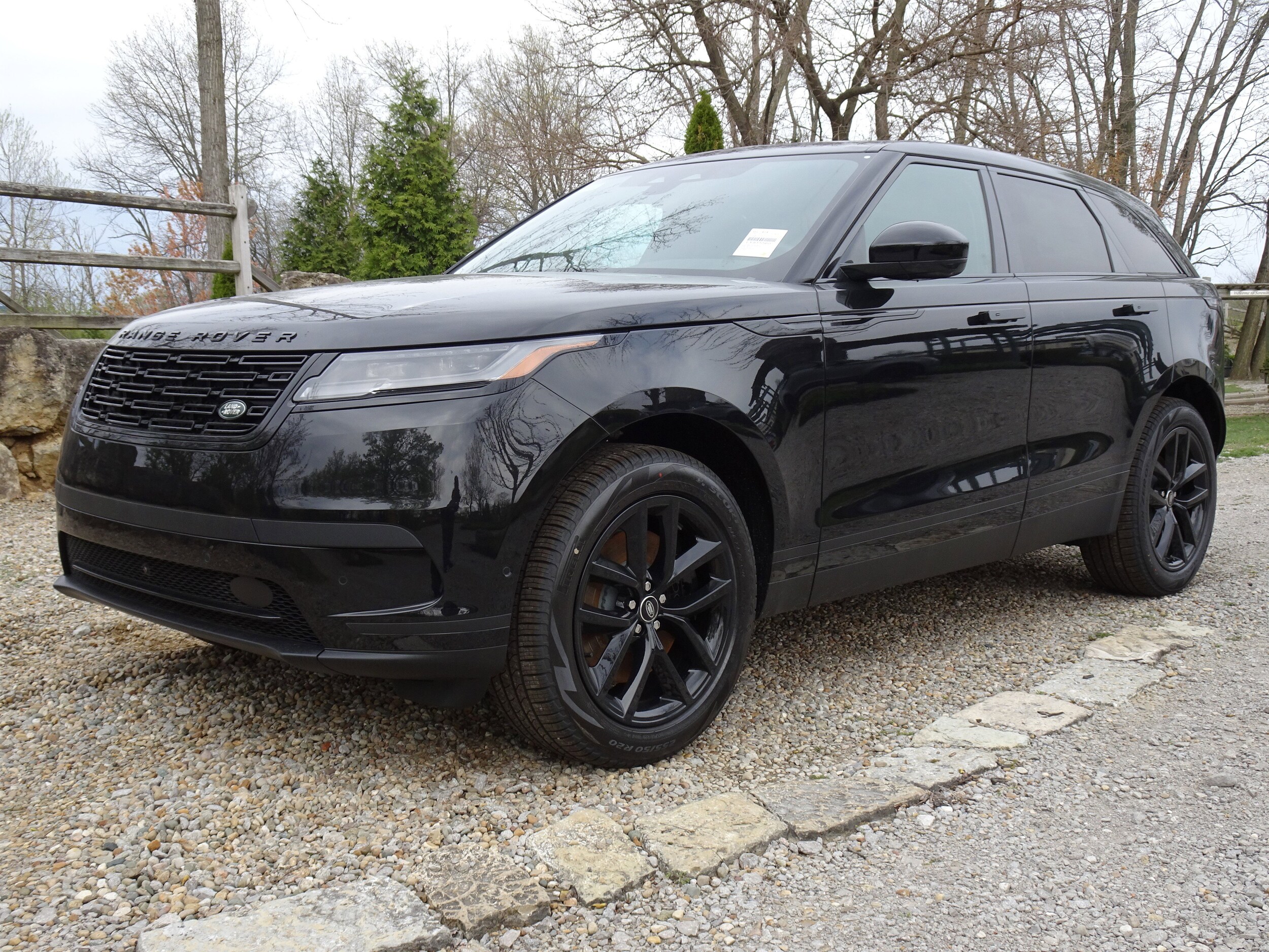 2026 Land Rover Range Rover Velar P250 S photo 2