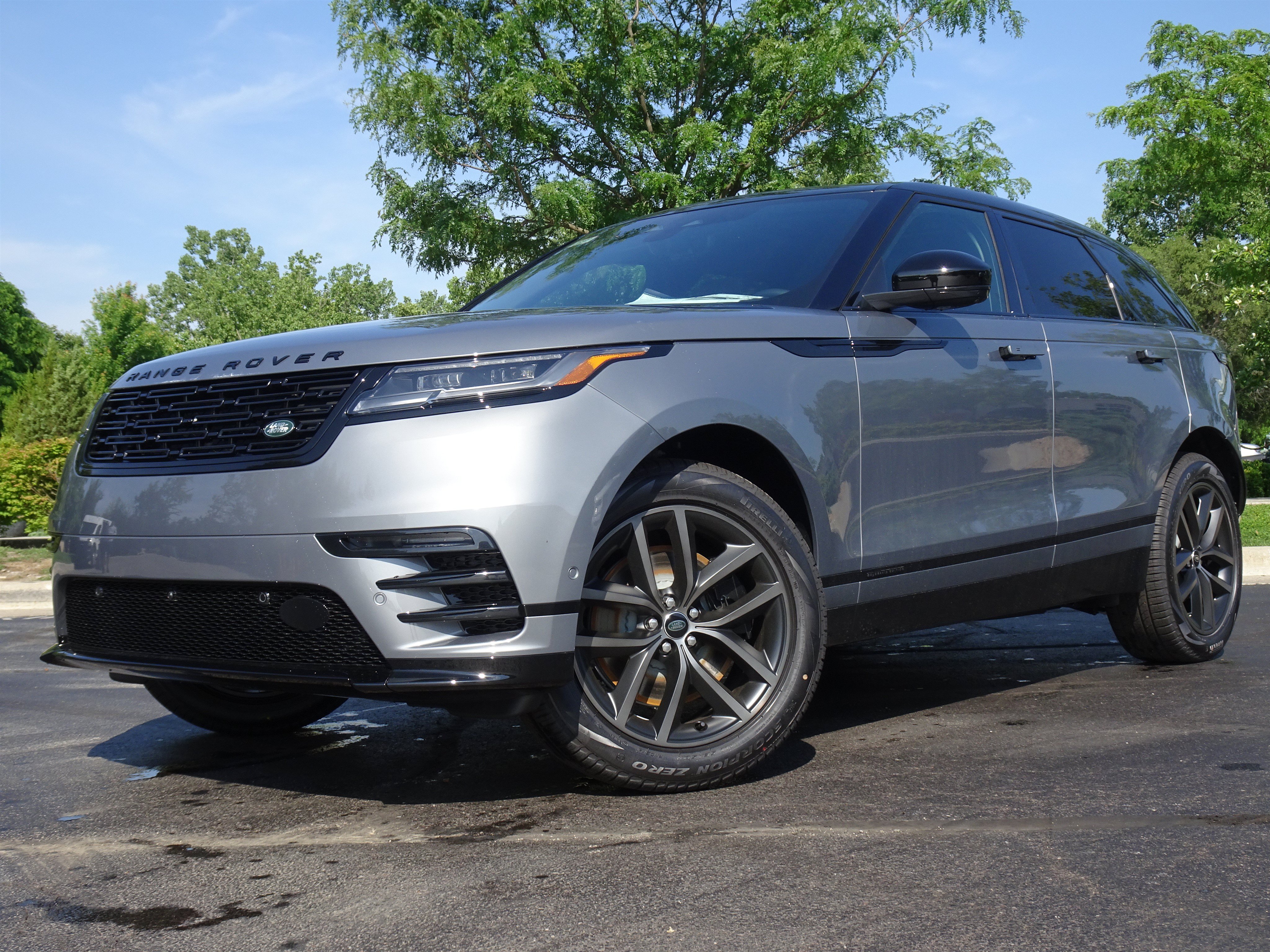 2026 Land Rover Range Rover Velar