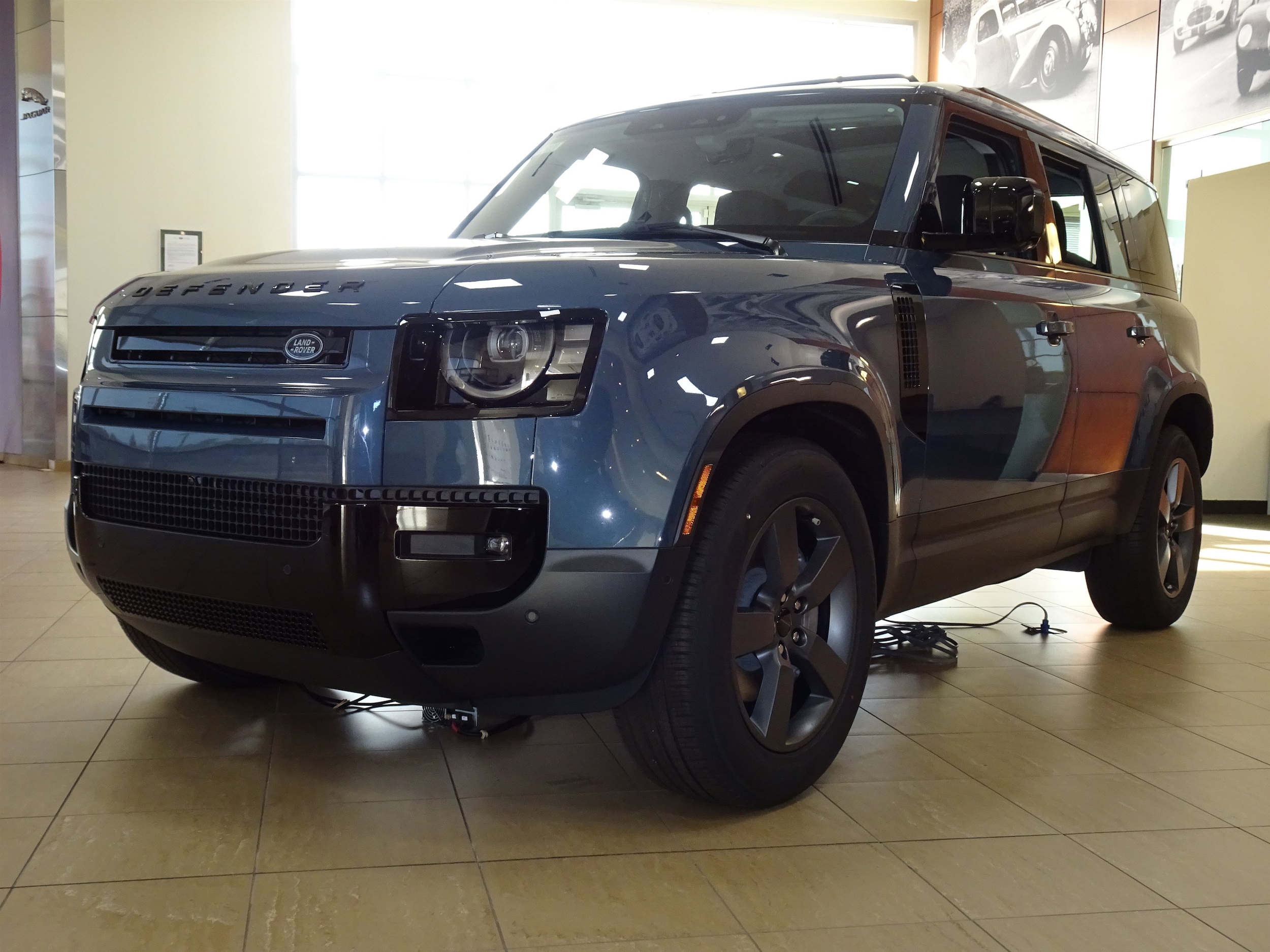 2026 Land Rover Defender S - Photo 7