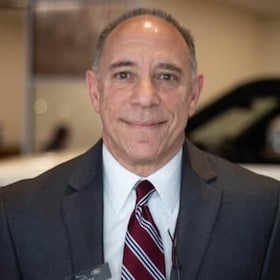 Staff member Jim Rutter from ID_9b7693874b44