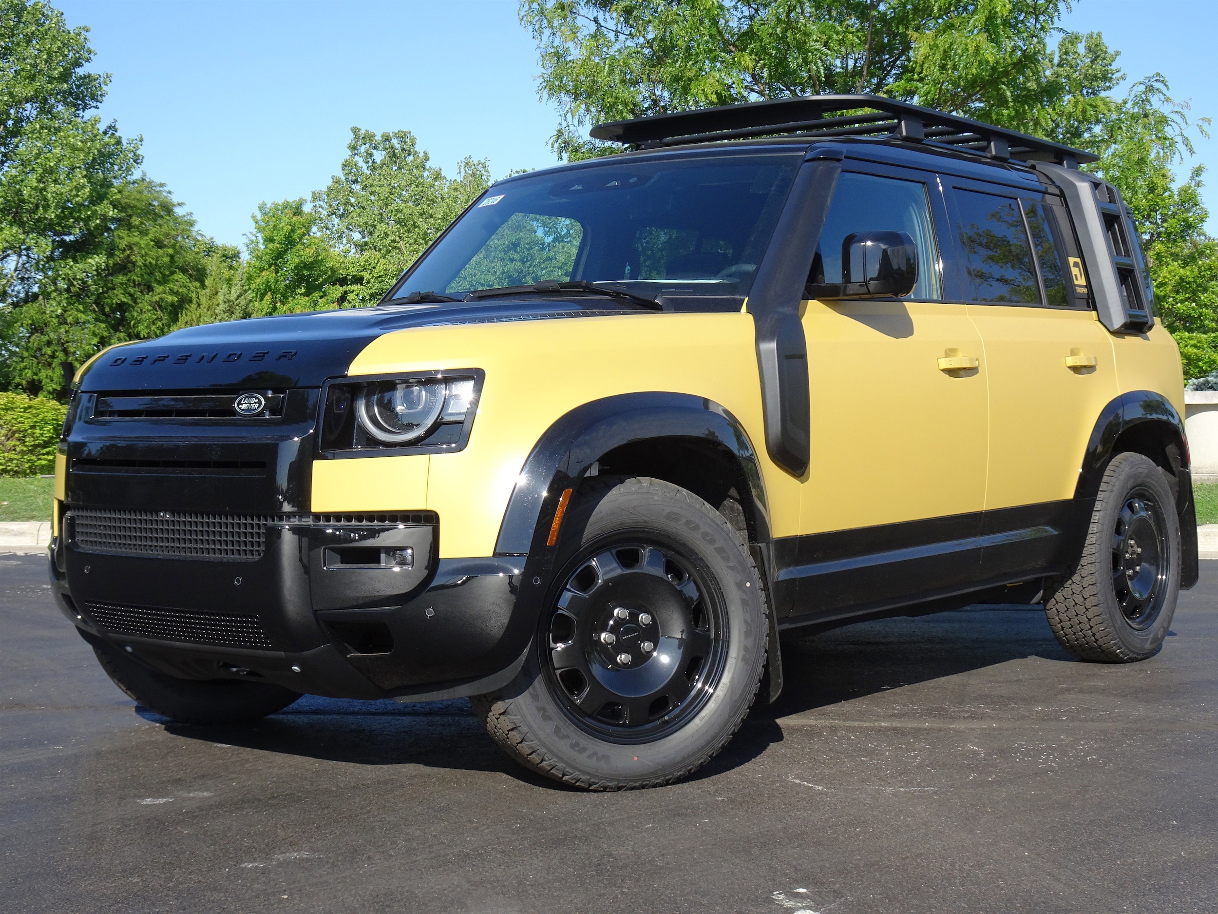 2026 Land Rover Defender 110 Trophy Edition - Deep Sandglow P400's photo