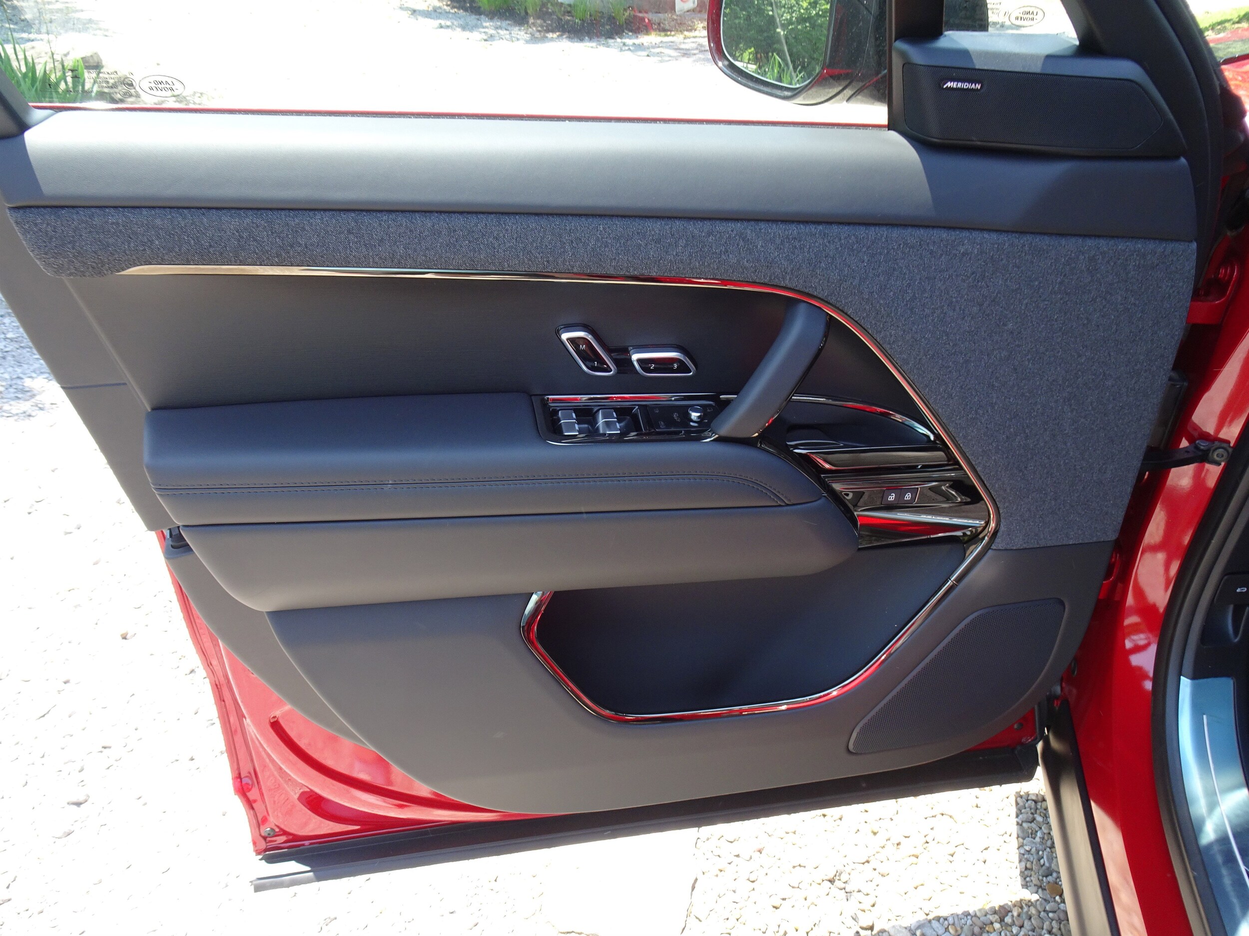 2025 Land Rover Range Rover Sport SE - Photo 13