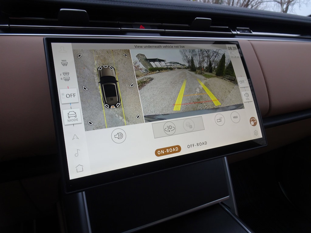 New 2025 Land Rover Range Rover SE P400 SE SWB