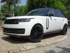 2025 Land Rover Range Rover SE SUV