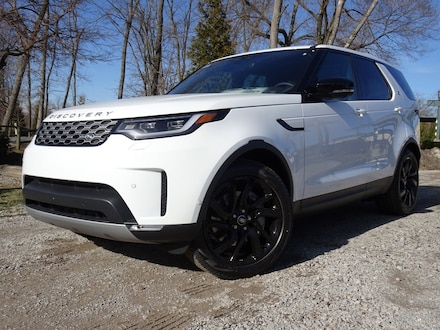 2025 Land Rover Discovery S SUV