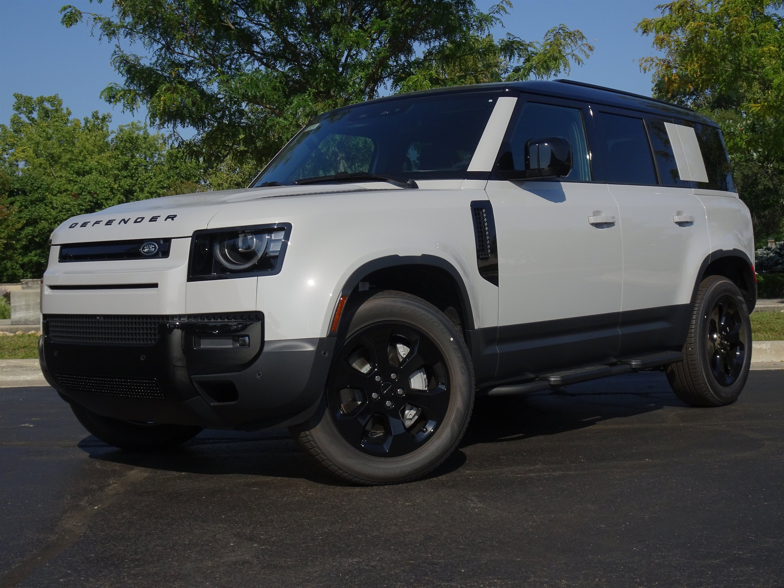 2026 Land Rover Defender